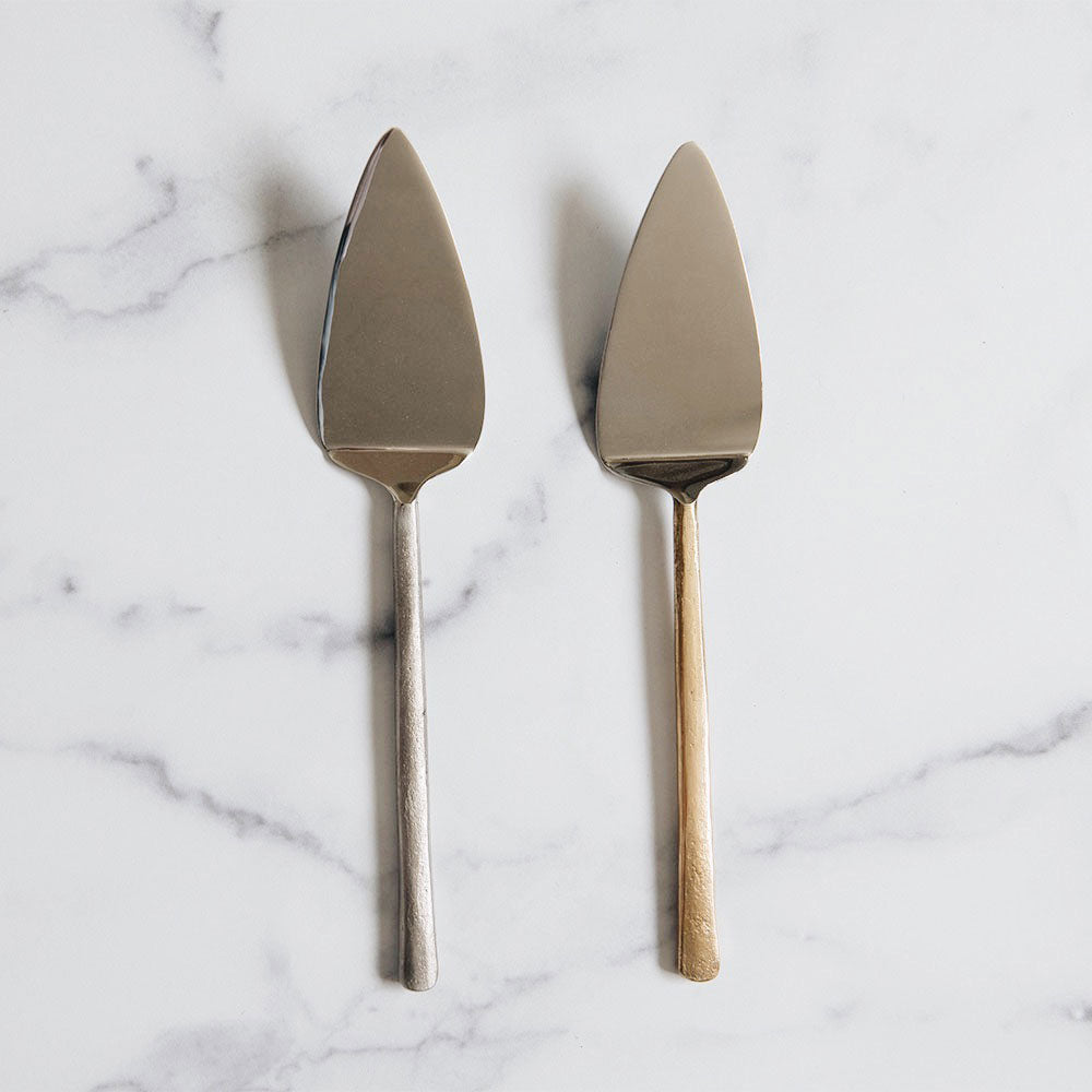 Premium Stainless Steel Pie Server with Ergonomic Handle - Perfect for Serving Desserts, Cakes, and Pies at Parties, BBQs, and Family Gatherings