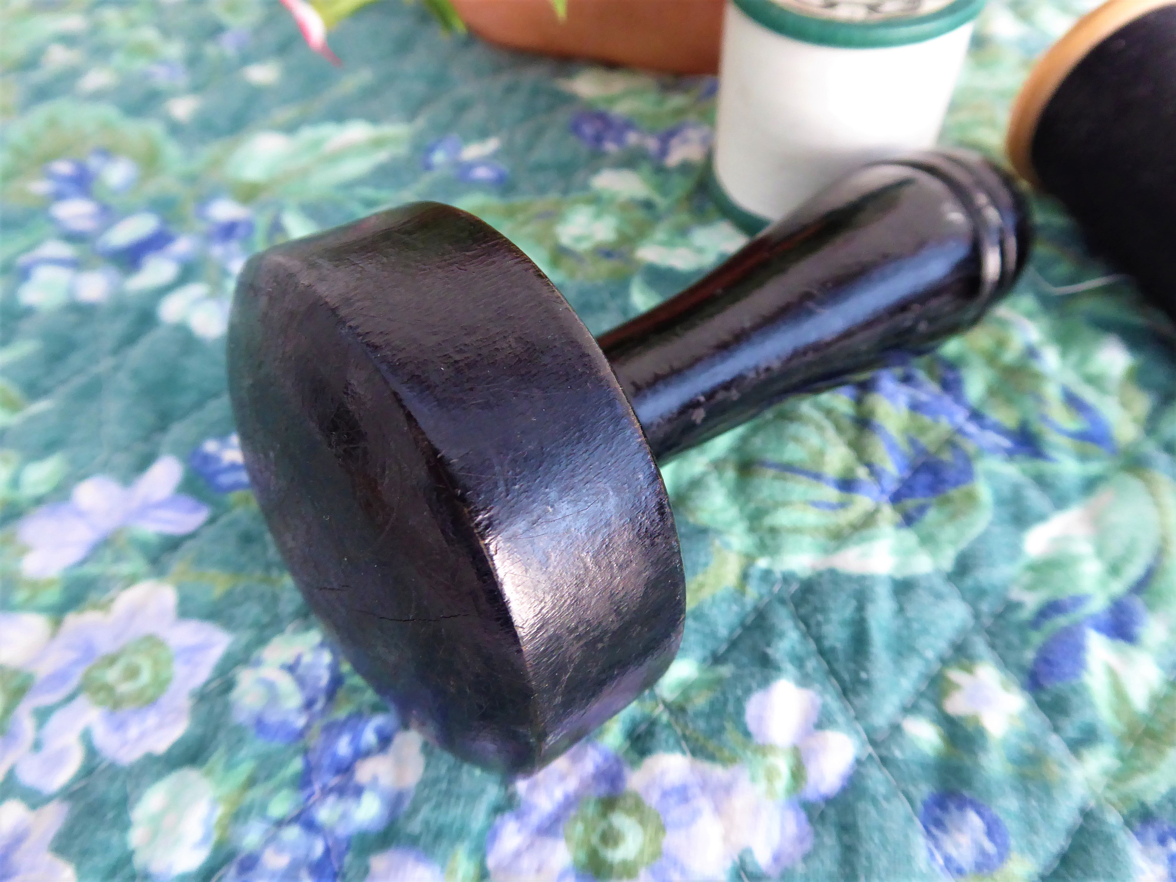 Vintage Ebony Edwardian Darning Mushroom - Handcrafted Wooden Darner from England 1900 - Perfect for Sewing, Knitting & Fabric Repair - Antique Sewing Tool for Mending Clothes & Socks