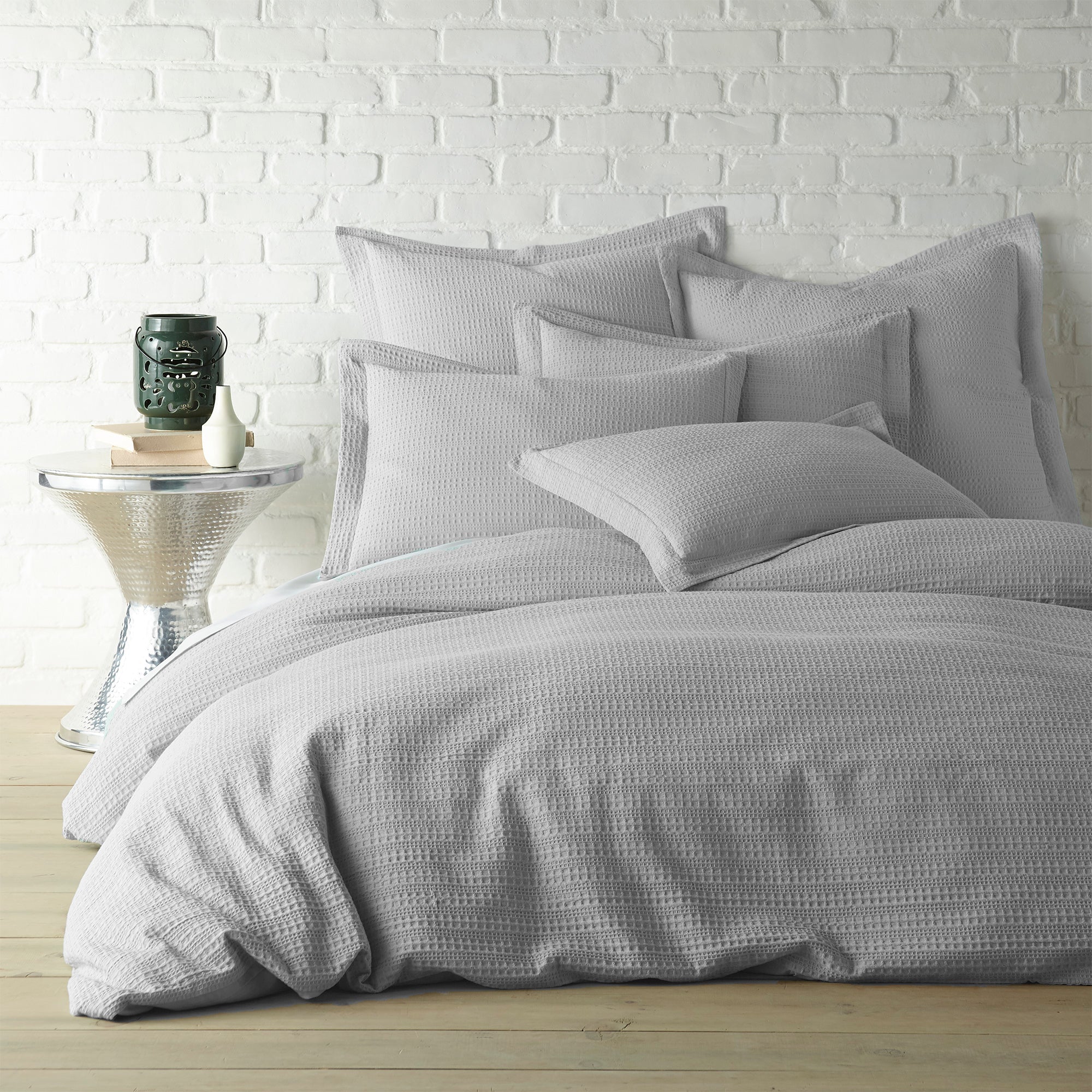 Regency Standard Sham Pillowcase - Light Grey 100% Cotton Bedding for Queen & King Size - Soft & Breathable for a Comfortable Sleep