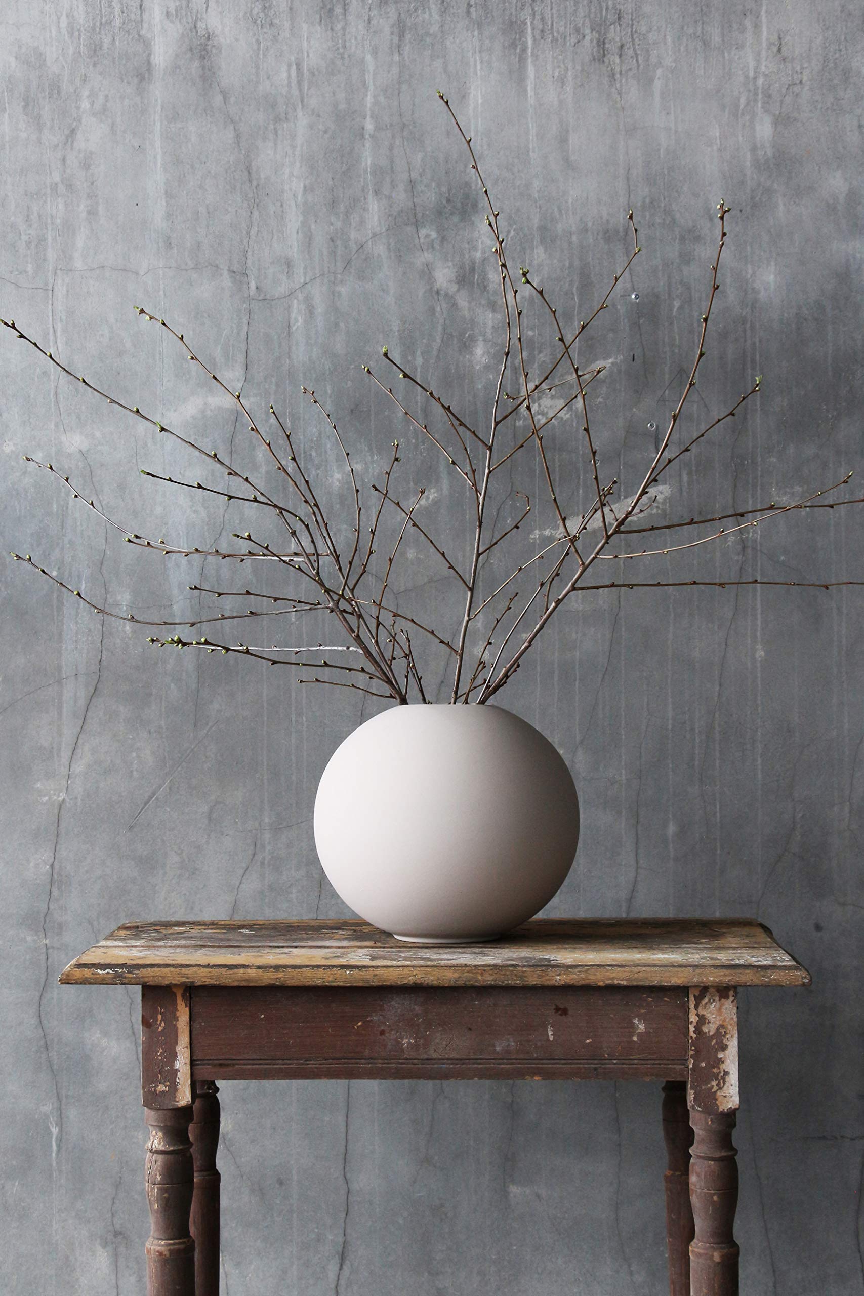 30 cm Ceramic Ball Vase Sand - Elegant Decorative Vase for Home, Office & Wedding Decor - Perfect for Centerpieces, Floral Arrangements & Gift Giving