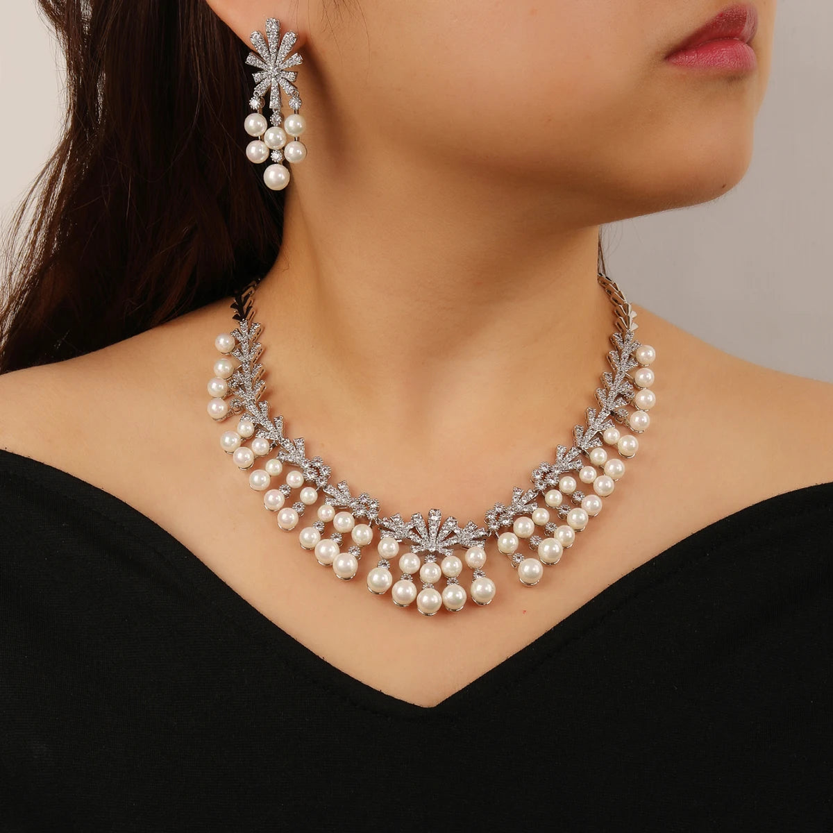 Elegant Shiny Cubic Zirconia Pearl Necklace Set - Luxury Bridesmaid Gift, Wedding Jewelry for Women - Perfect for Bridal Showers, Banquets & Special Occasions