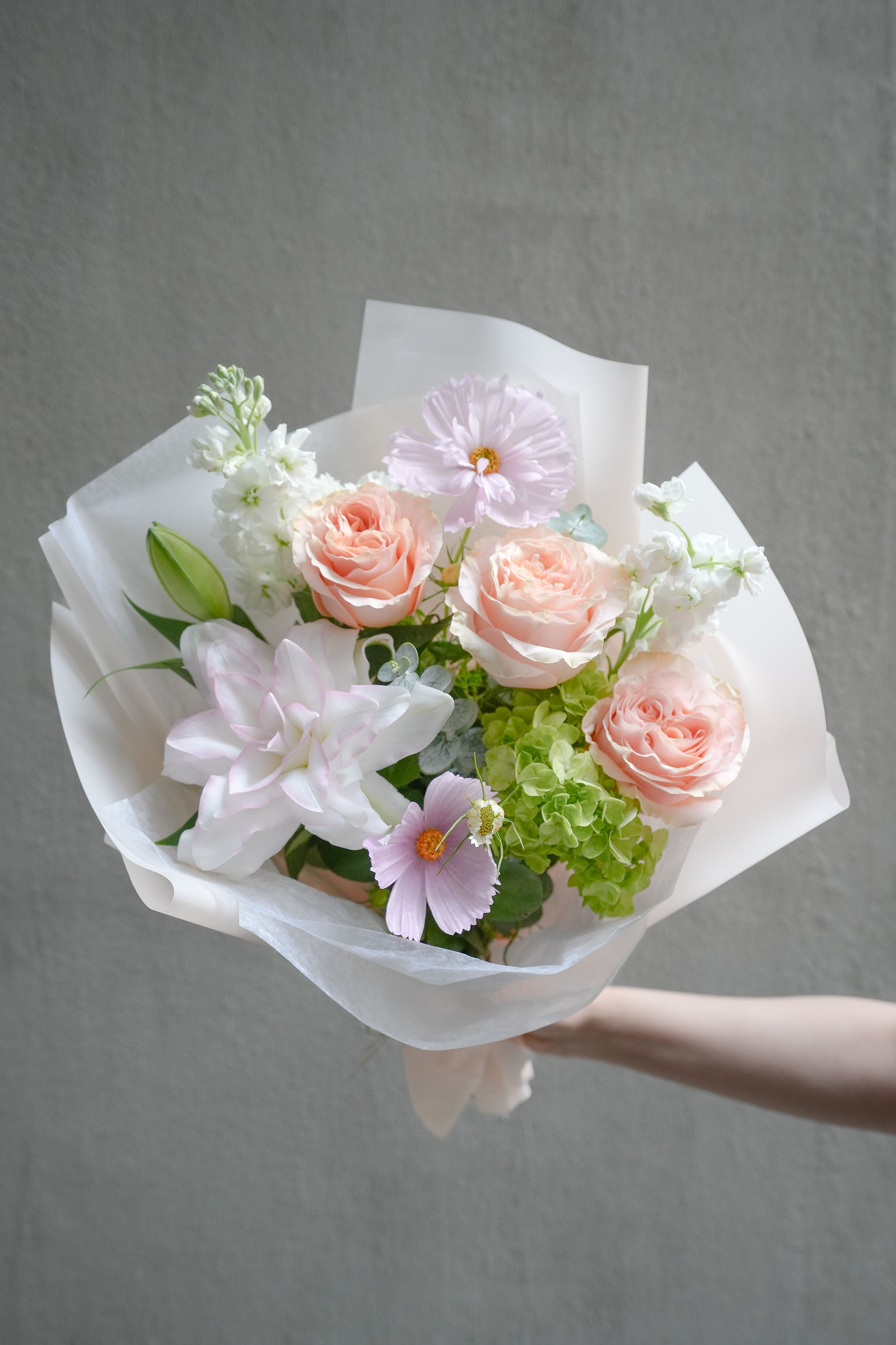 Summer Sensation Bouquet - Fresh Floral Arrangement for Weddings, Home Decor & Gifts | Premium Hand-Tied Flowers Delivery in USA