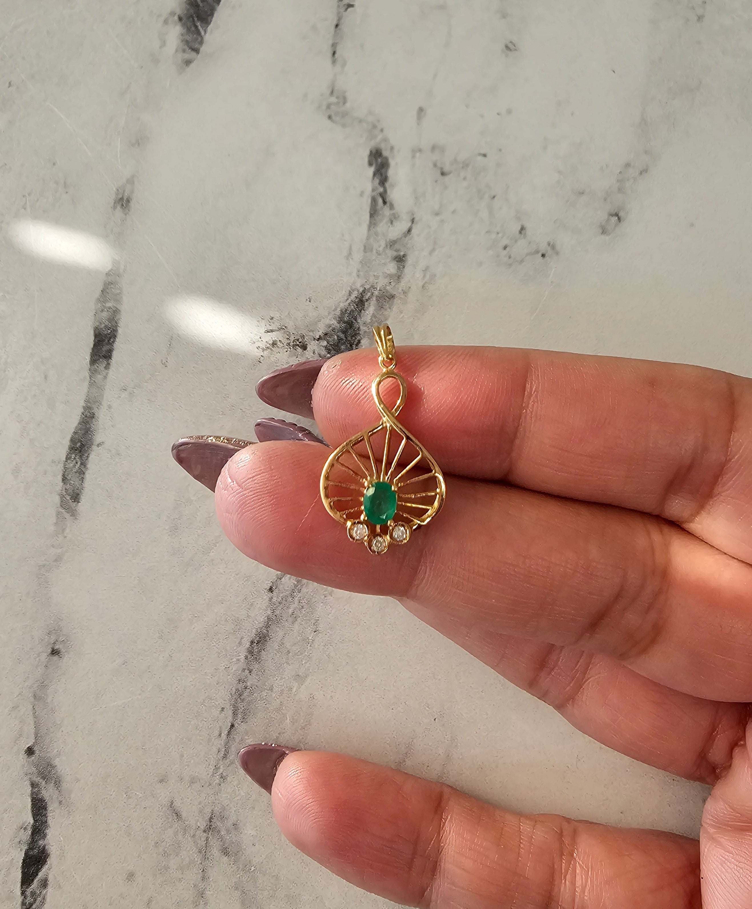 14k Yellow Gold Emerald Fan Style Necklace with Diamond Accents - Elegant Jewelry for Women, Perfect for Weddings, Parties & Special Occasions
