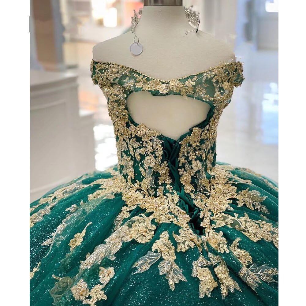 2025 Sweetheart Gold Embroidered Applique Cap Sleeve Quinceañera Dress | Sparkly Prom Ball Gown | Bling Tulle Evening Gown for Sweet 15, Homecoming & Formal Events | Perfect for Quinceañeras, Prom Nights & Special Occasions