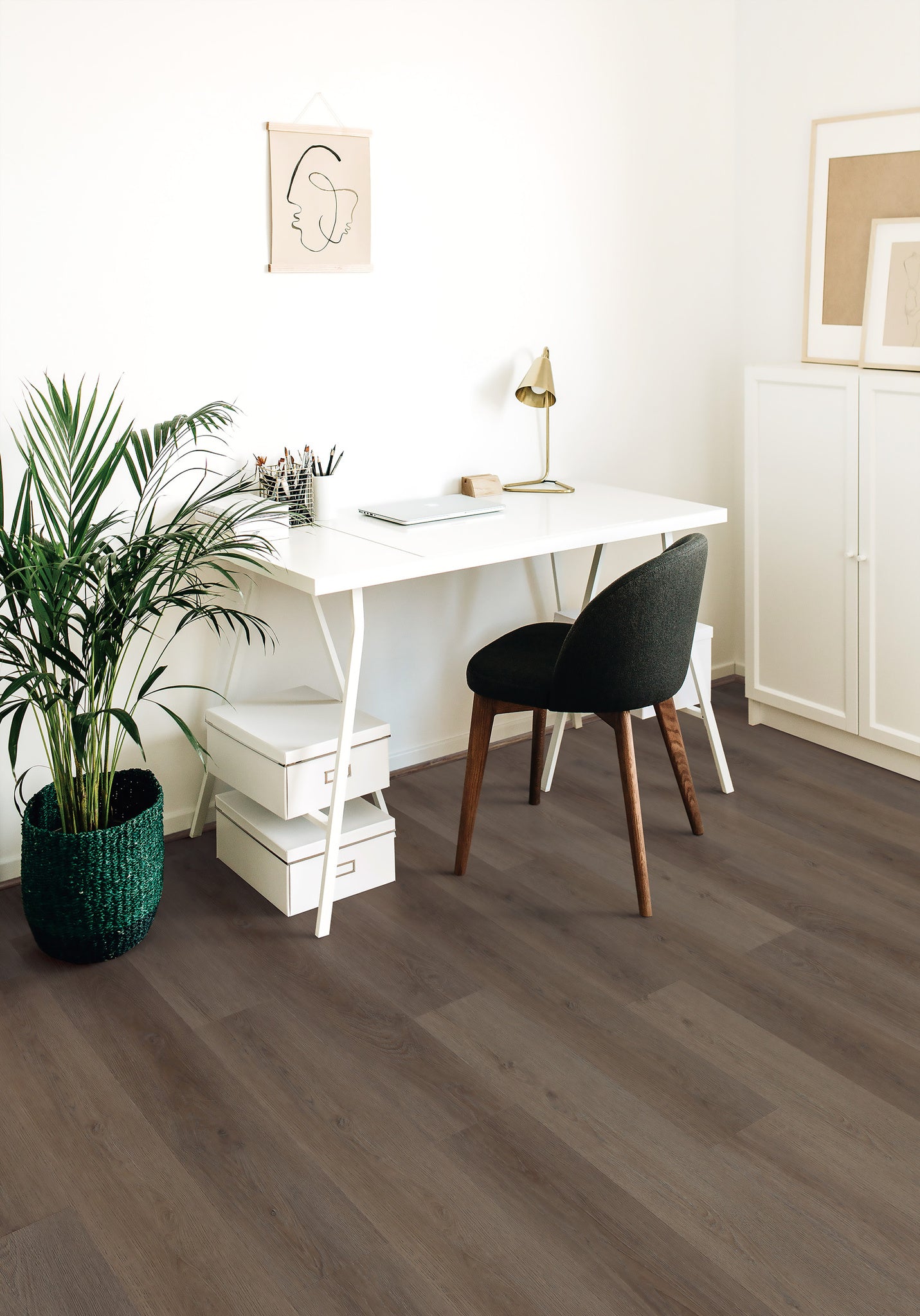 Coretec Plus Luxury Vinyl Plank Flooring - Eastwell Oak 7x48 Waterproof & Durable - Perfect for Living Room, Bedroom & Kitchen