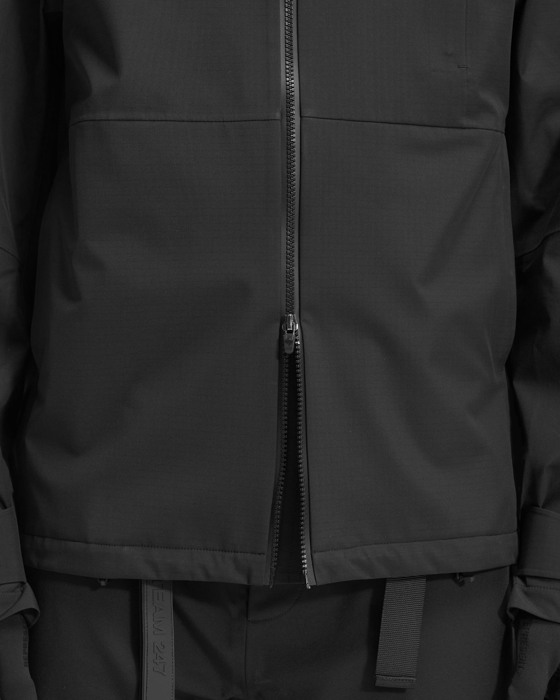 Team 247 Technical Jacket - Waterproof Windbreaker for Outdoor Activities | Lightweight & Breathable Men's Running Jacket for Hiking, Camping & Travel (Black)