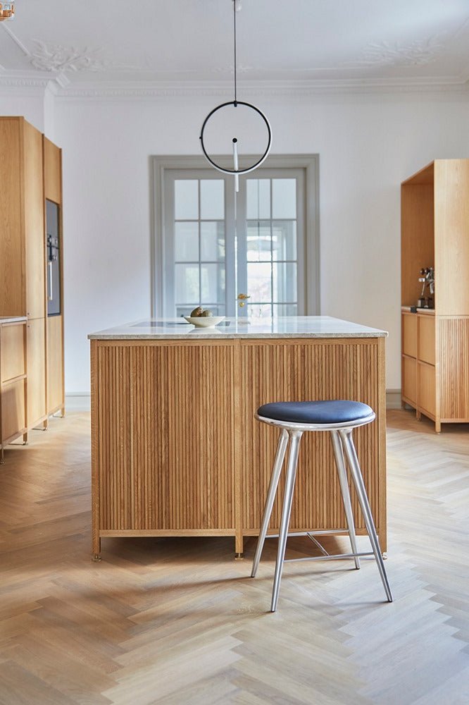 Modern High Stool by Mater - Adjustable Bar Stool for Kitchen Island, Breakfast Nook & Home Office - Durable & Stylish Dining Chair with Comfortable Seat