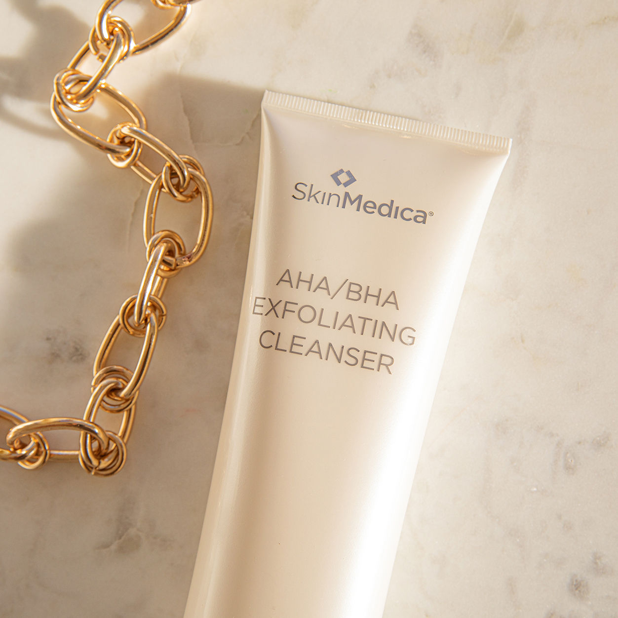 AHA/BHA Exfoliating Cleanser for Face - Gentle Chemical Exfoliator with Glycolic & Salicylic Acid - Deep Pore Cleansing for Acne Prone & Oily Skin - Perfect for Daily Skincare Routine & Pre-Makeup Prep