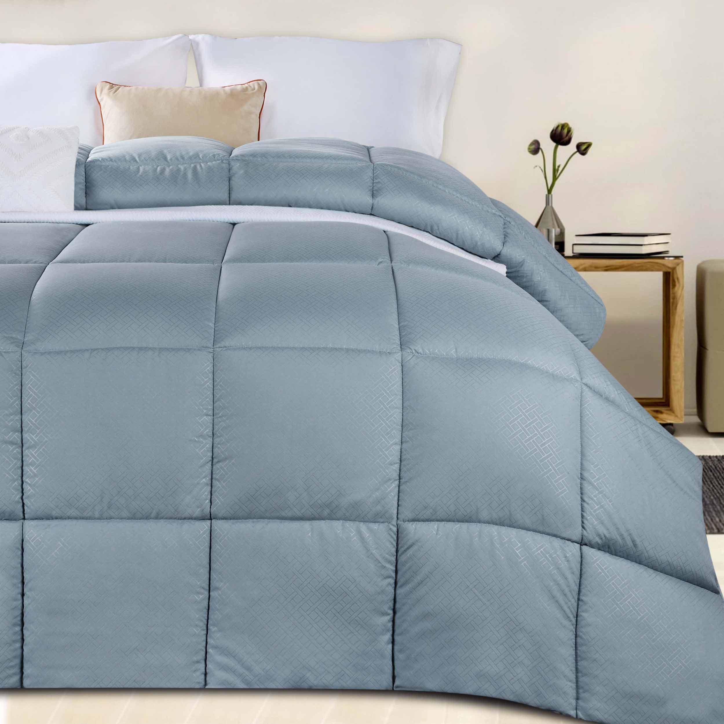 Luxury Basketweave Plush Down Alternative Comforter - Hypoallergenic & Breathable All-Season Bedding for Master Bedroom, Guest Room & Dorm