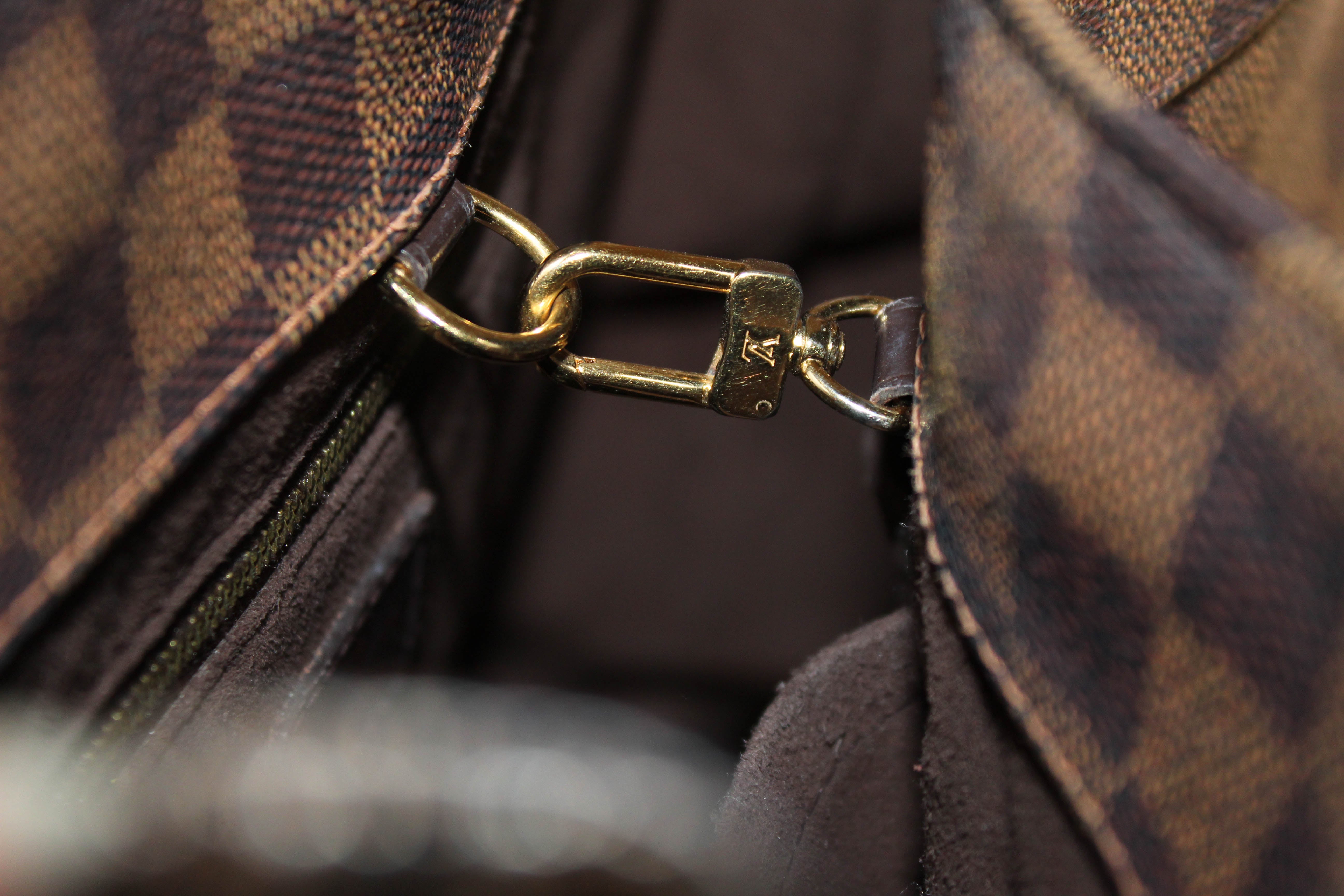 Authentic Louis Vuitton Damier Ebene Marylebone PM Shoulder Bag for Women - Luxury Designer Crossbody Purse with Adjustable Strap, Perfect for Work, Travel & Everyday Use