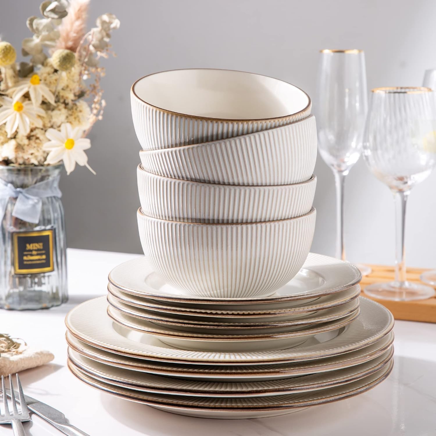 GBHOME 18-Piece Ceramic Dinnerware Set - Elegant Embossed Stoneware Plates & Bowls, Dishwasher & Microwave Safe - Perfect for Housewarming, Wedding Gifts & Family Dining (Service for 6) | Ideal for Everyday Meals, Dinner Parties & Special Occasions
