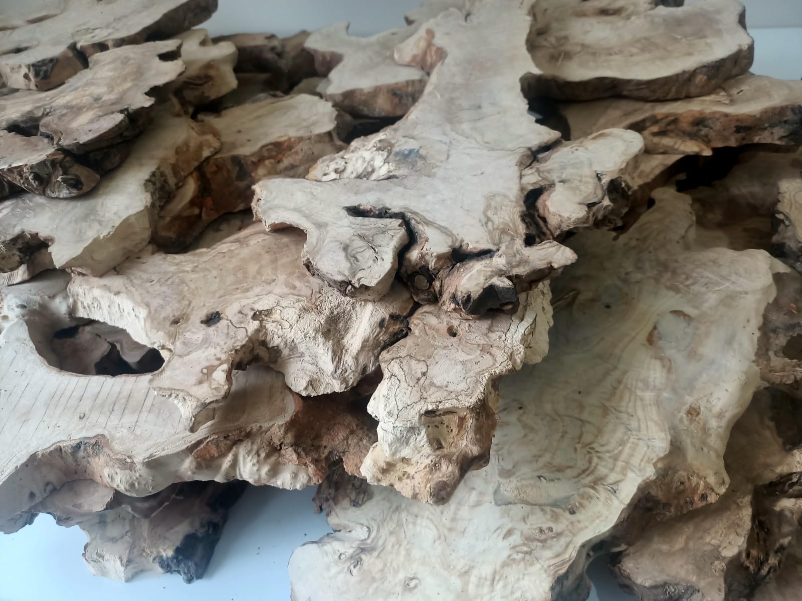 Live Edge Olive Wood Slab Set for DIY Epoxy Resin Tables - Natural Burl Wood Slabs (16 Pieces) - Perfect for River Tables, Countertops, and Woodworking Projects