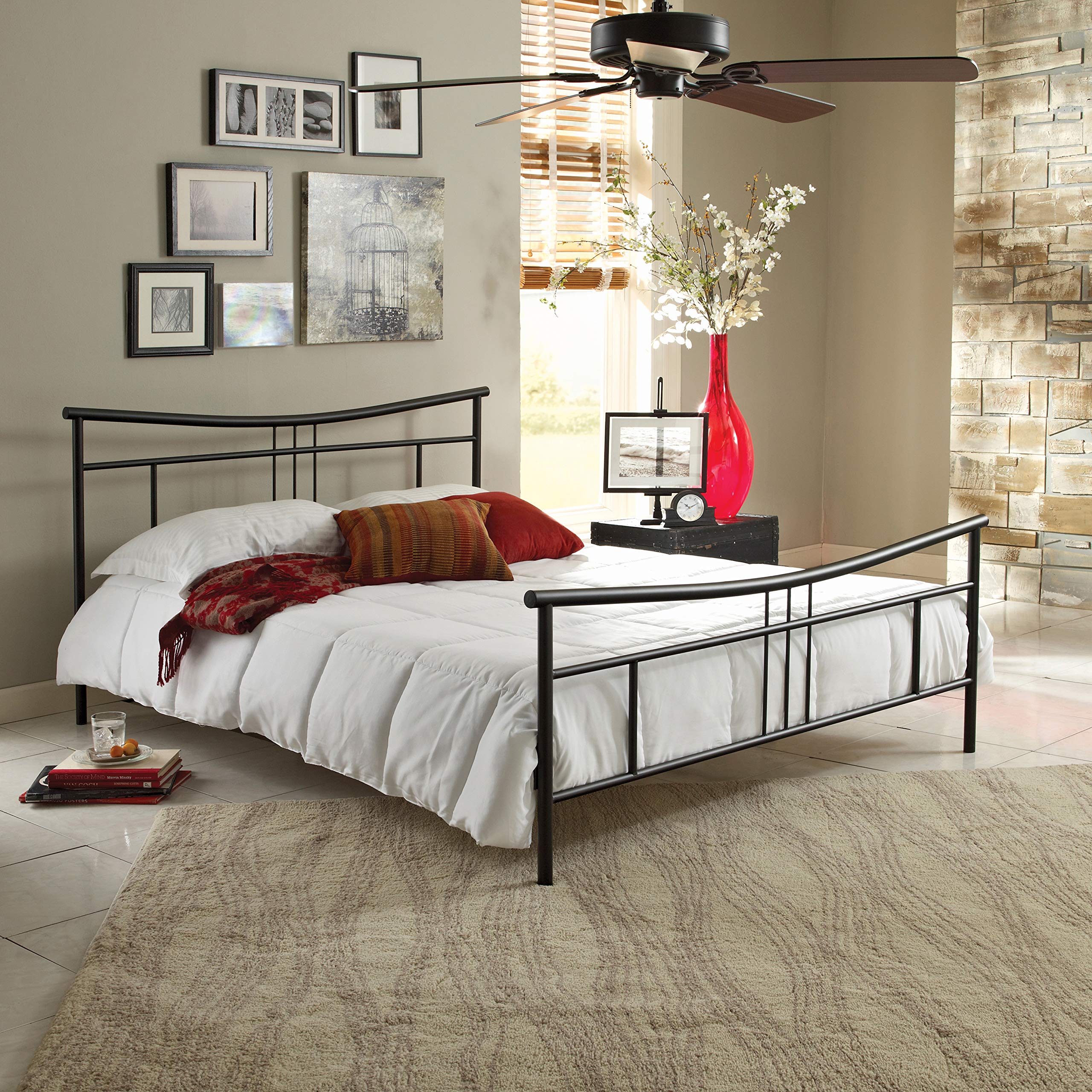 Boyd Sleep Maya Metal Platform Bed Frame with Headboard & Footboard - Queen Size Mattress Foundation in Black - Sturdy & Modern Bed Frame for Bedroom, Guest Room, or Dorm