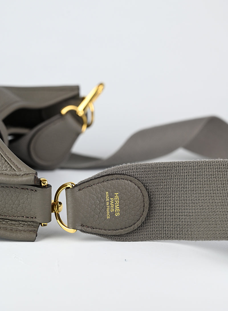 Authentic Hermès Evelyne 29 Leather Shoulder Bag in Taupe - Perfect for Work, Travel & Everyday Luxury