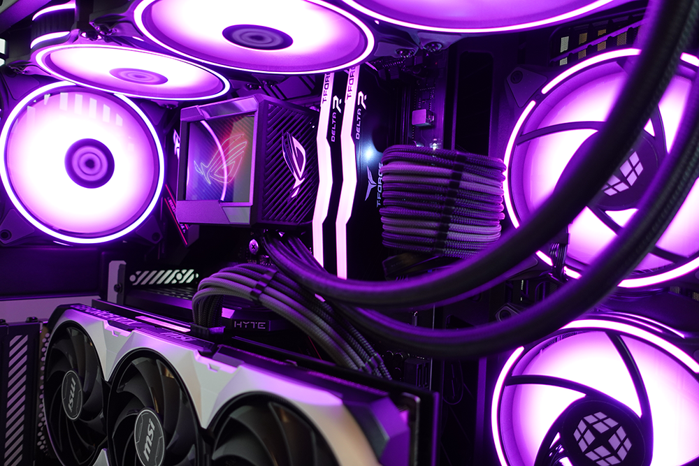 XOTIC PC G6 HYTE Y40 High-Performance Gaming Desktop Computer - Intel Core i9, RTX 4090, 32GB RAM, 2TB SSD - Ultimate Gaming & Streaming Setup for Esports & VR Enthusiasts