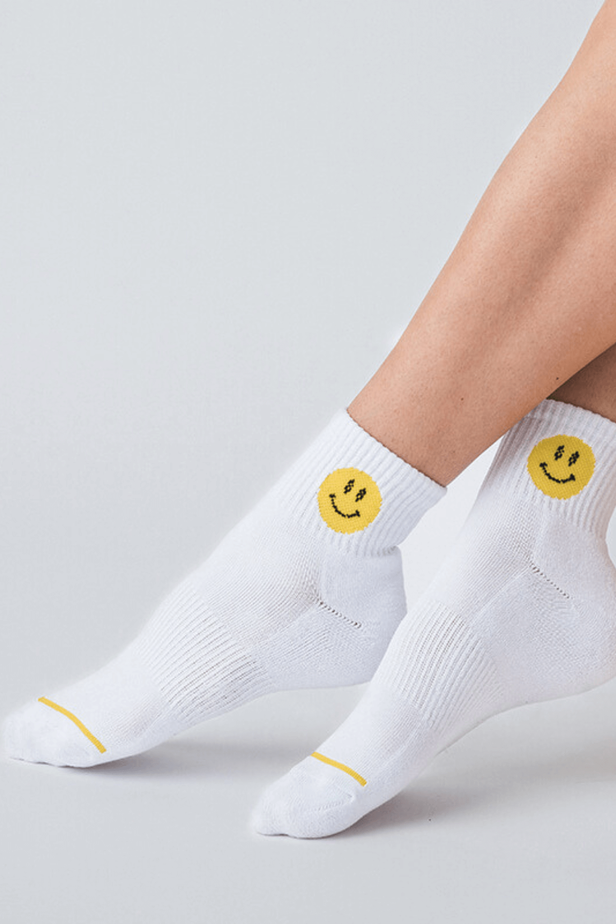 FP Movement Smiling Buti Ankle Socks - Cute Yoga & Workout Socks for Women - Perfect for Yoga, Pilates, Barre & Gym Sessions