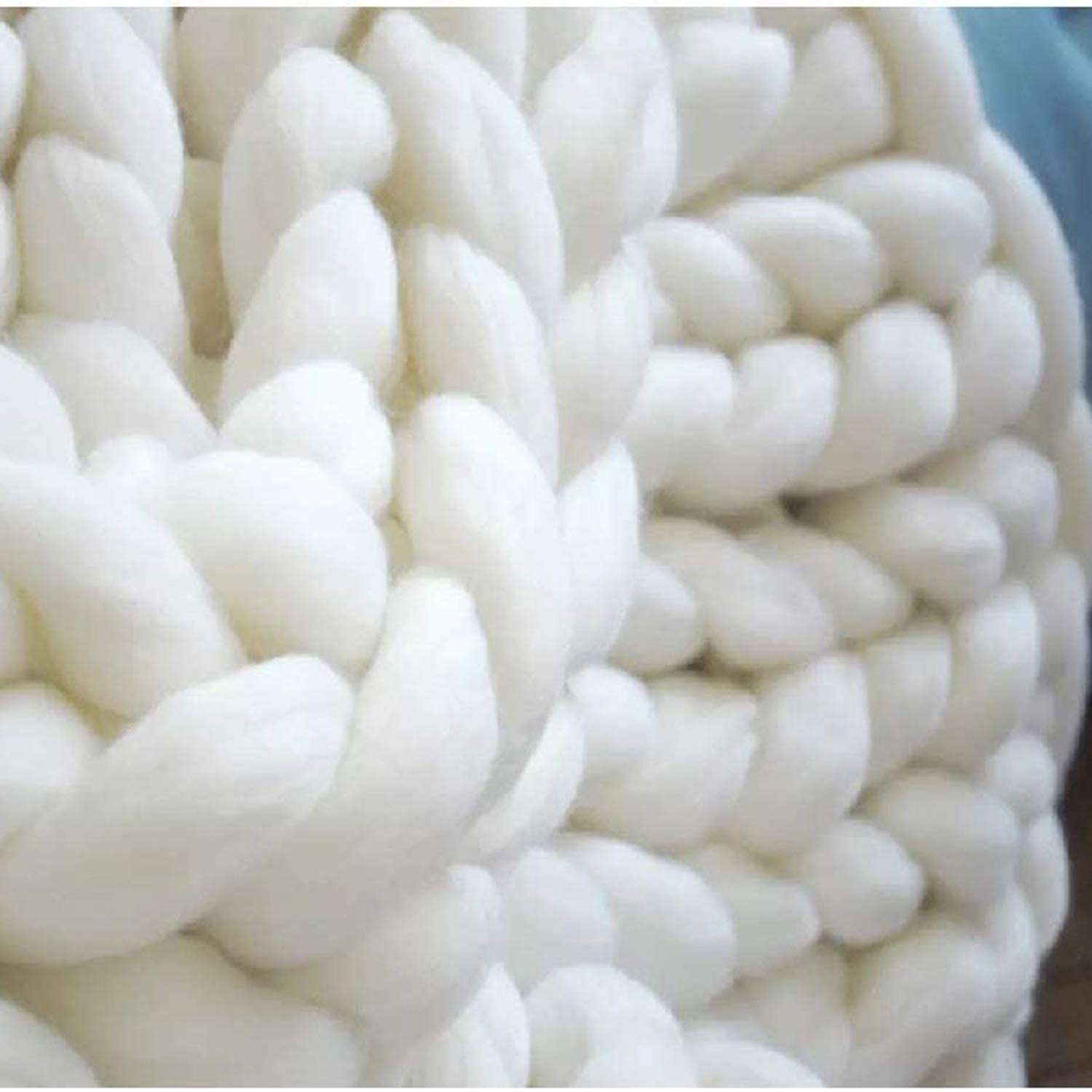 Chunky Knit Blanket Throw - Handmade Bulky Knitting Giant Yarn Boho Style - 40×40 inches (100×100cm) - Perfect for Bedroom Decor, Sofa Throw, Pet Bed, Yoga Mat & Cozy Home Accent - White