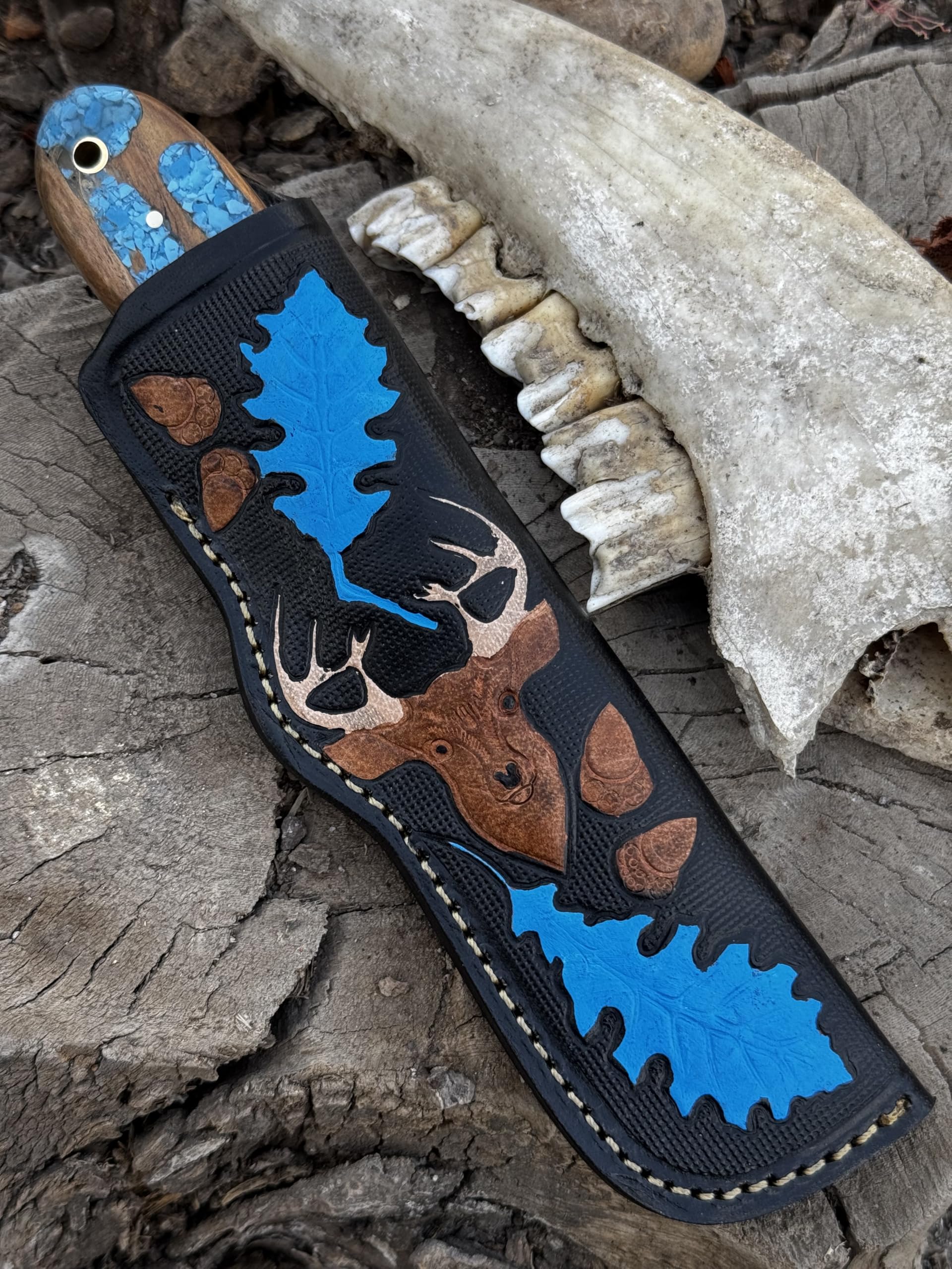 Premium Damascus Steel Fixed Blade Hunting Knife - Hand Forged Bushcraft Survival Knife with Leather Sheath - Outdoor Camping, Hunting, EDC & Survival Gear - Perfect Gift for Men & Adventurers