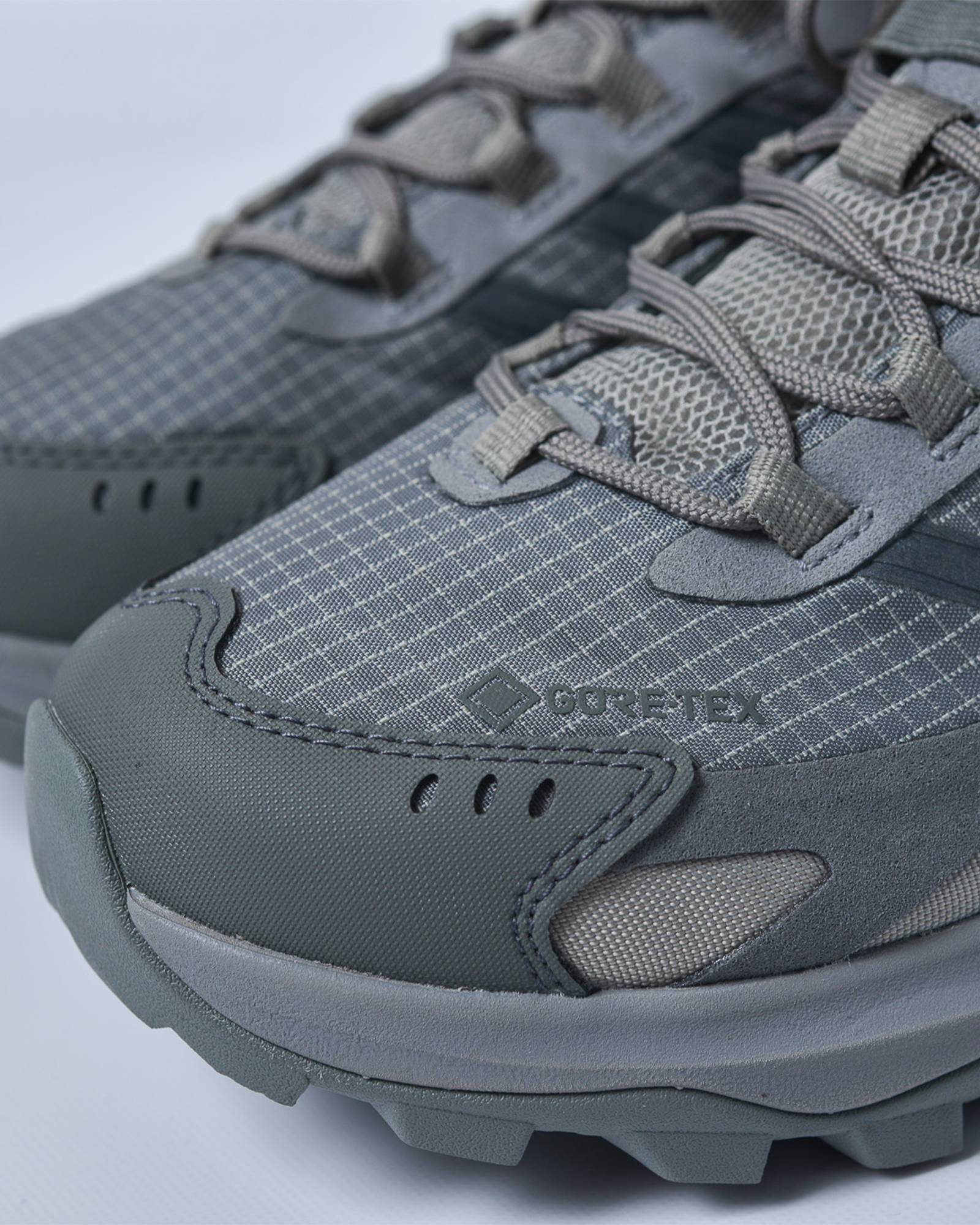 Snow Peak x Merrell Moab Speed 2 GORE-TEX® Hiking Shoes - Waterproof & Lightweight Trail Running Boots for Men & Women | Perfect for Outdoor Adventures, Camping and Mountain Trekking
