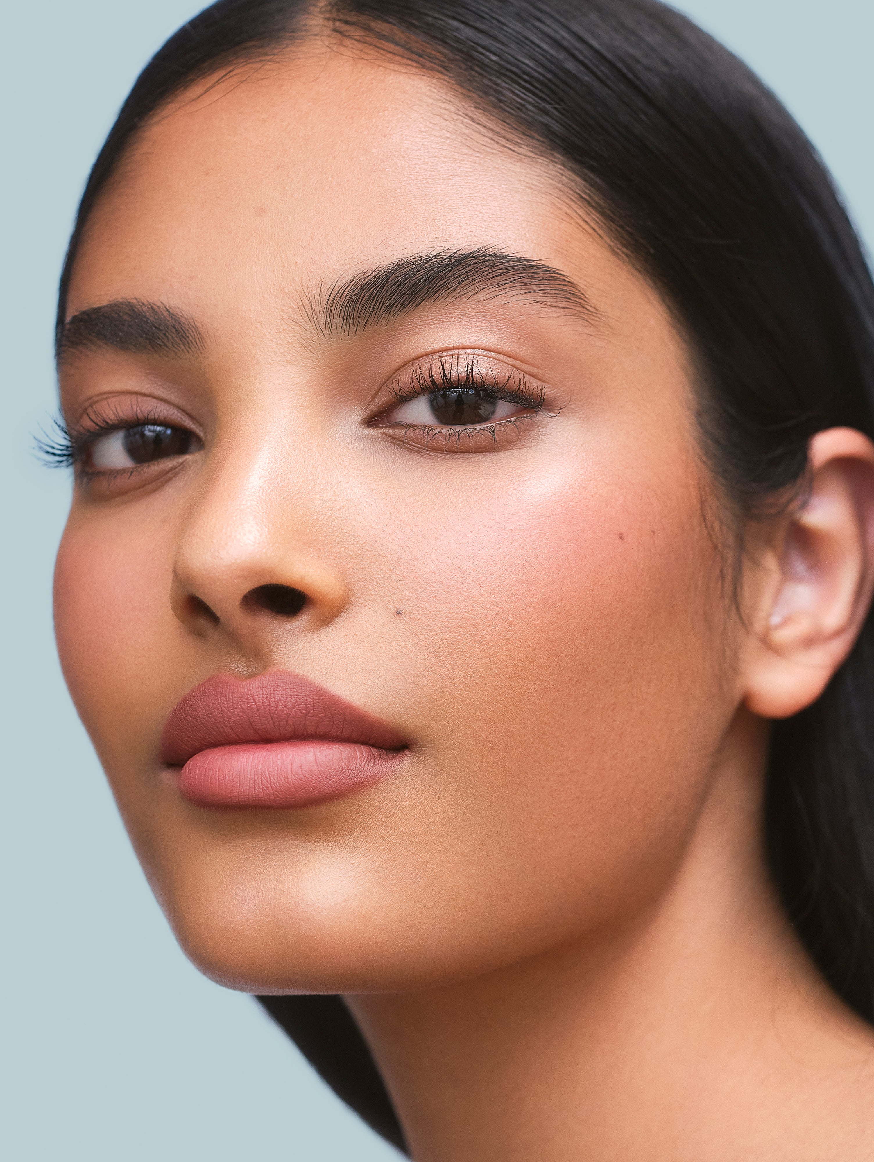 Lip Tracer - Long-Lasting Lip Liner Pencil for Precise Definition & Smudge-Proof Wear | Perfect for Everyday Makeup, Parties & Special Occasions
