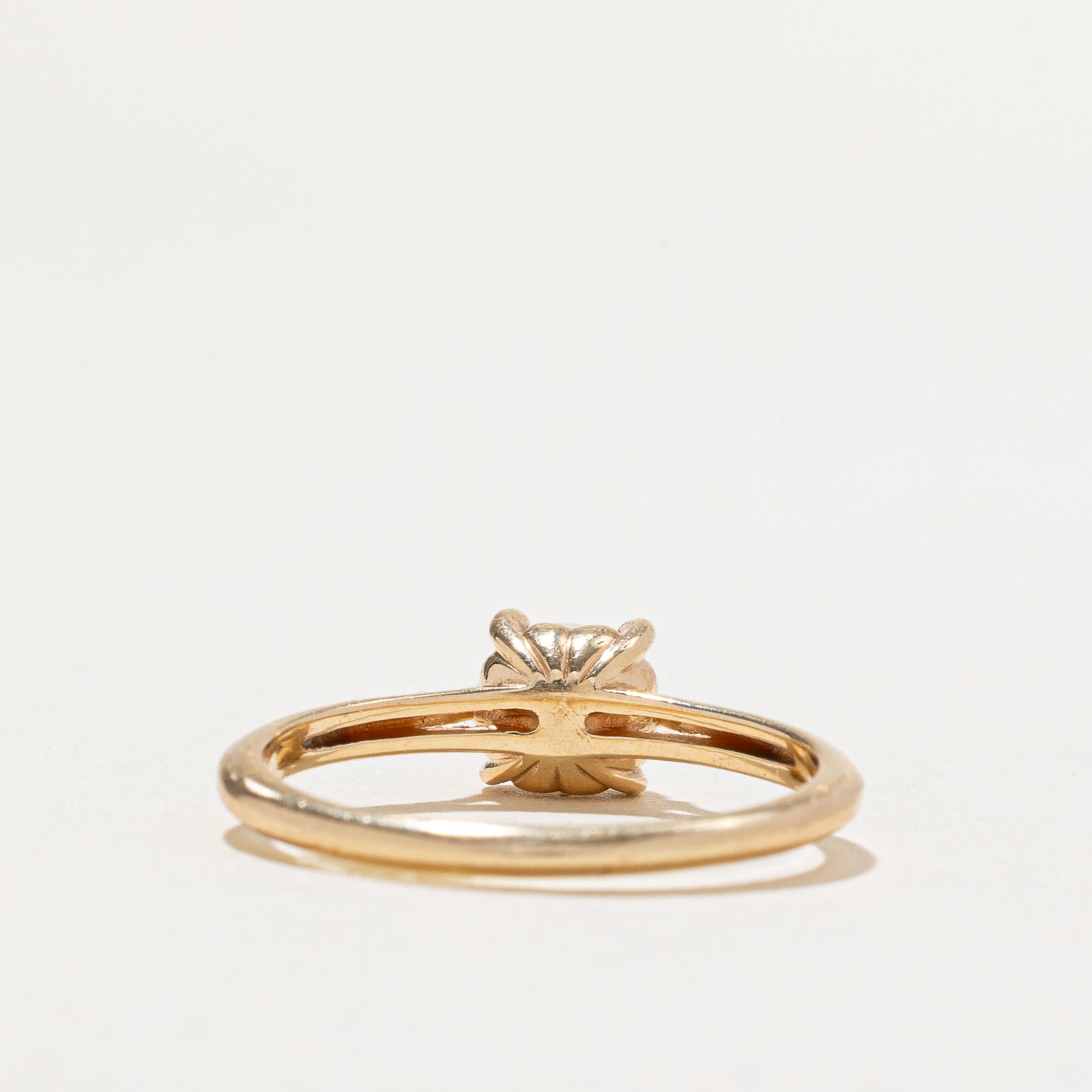 Elegant Solitaire Pearl Ring - Size 8 | Perfect for Weddings, Anniversaries & Special Occasions