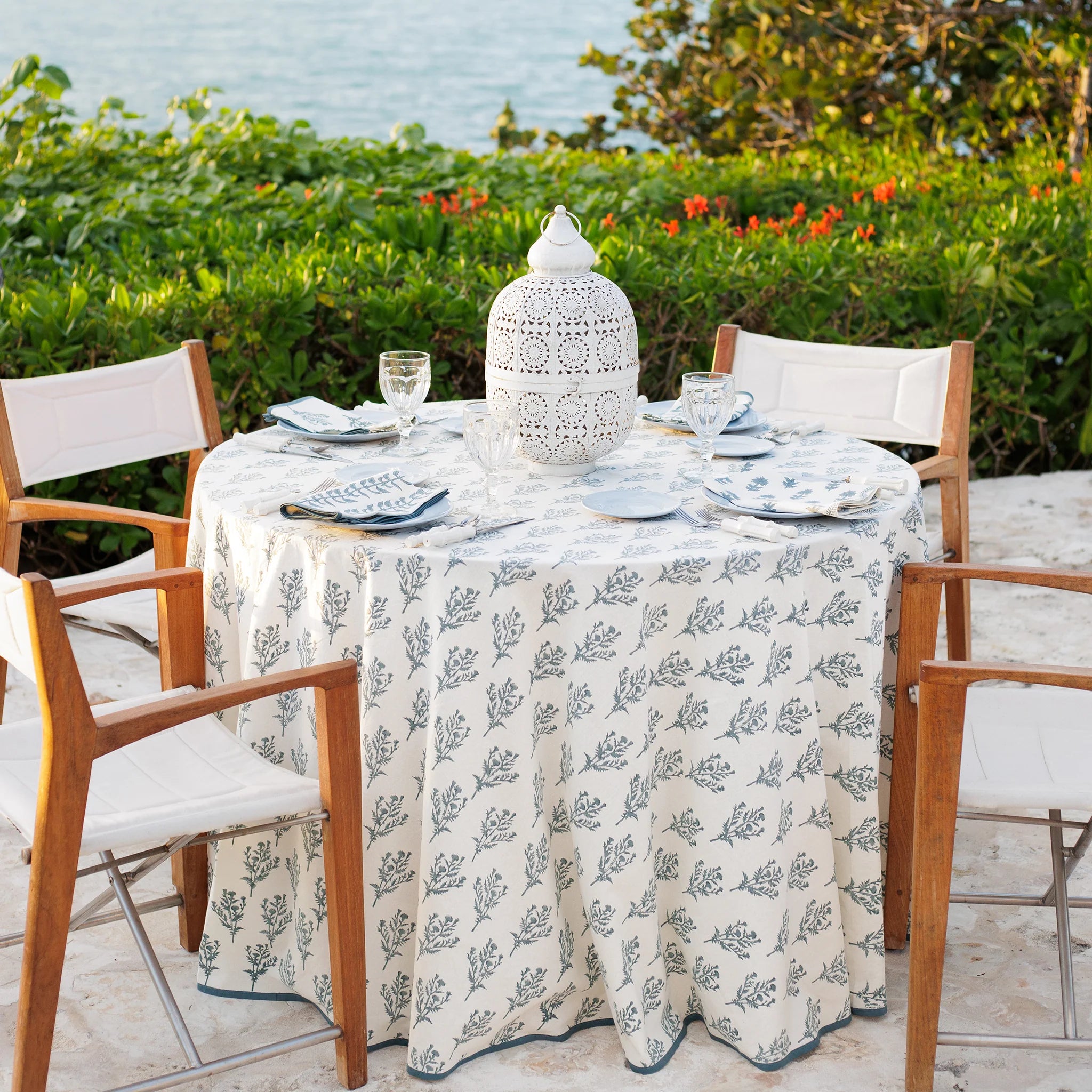 India Hicks Thistle Dusty Sky Collection - Luxury Home Decor for Coastal & Farmhouse Style - Perfect for Living Room, Bedroom & Beach House Decor