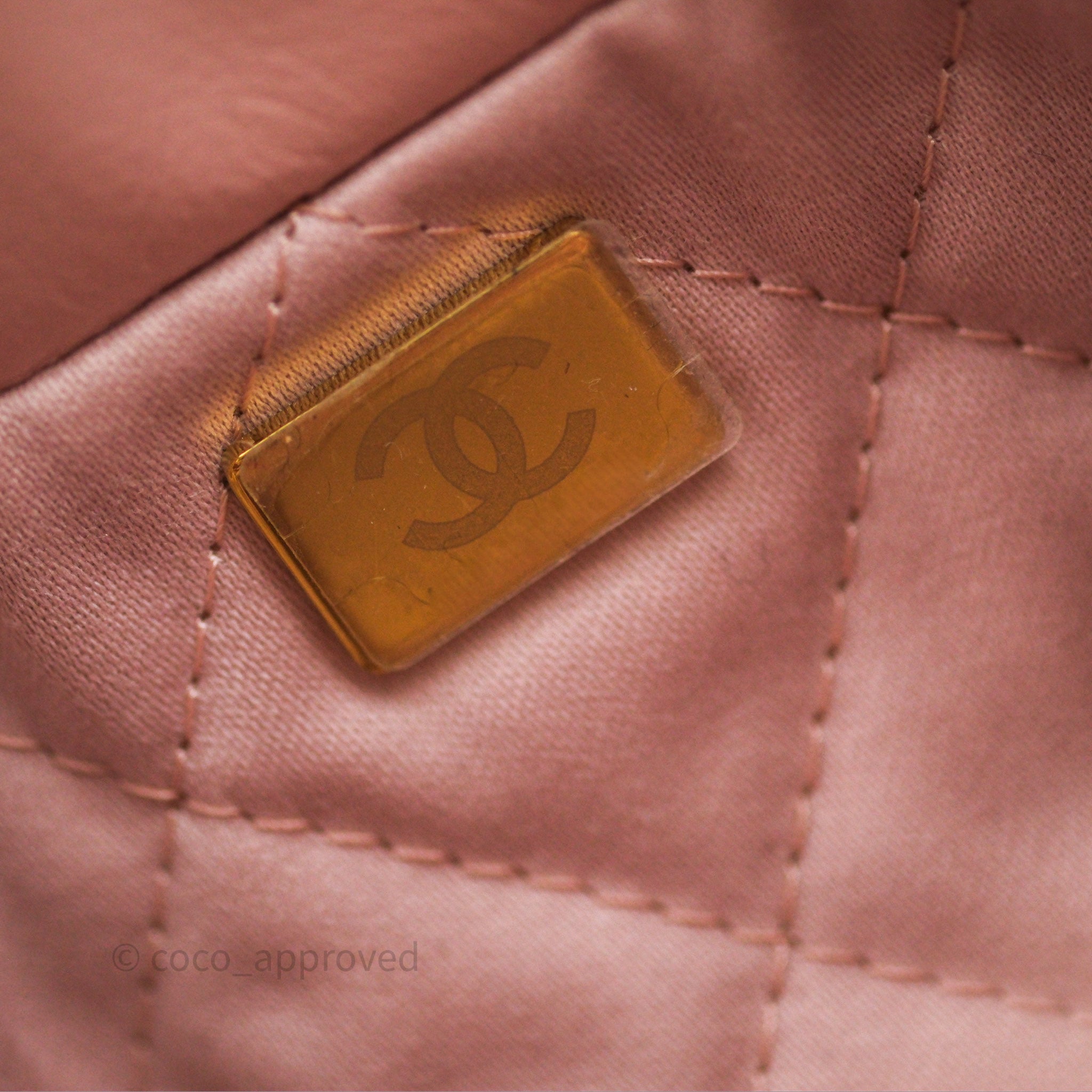 Chanel 22 Mini Bag Light Pink Crumpled Calfskin Leather Crossbody Purse - Elegant Luxury Handbag for Women, Perfect for Date Night & Evening Events