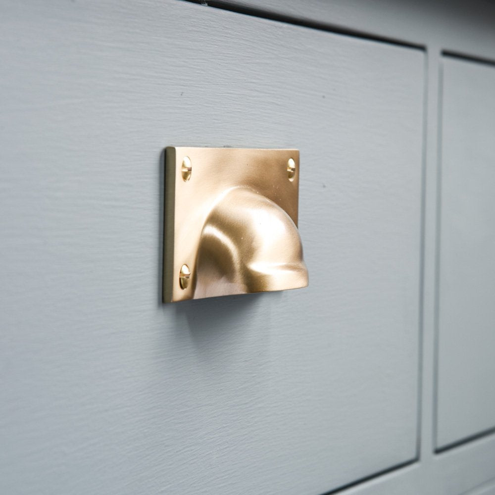 Satin Brass Hooded Drawer Handle - Vintage Cabinet Pulls for Kitchen & Bathroom - Matte Finish Hardware for Dresser, Wardrobe & Furniture Upgrade
