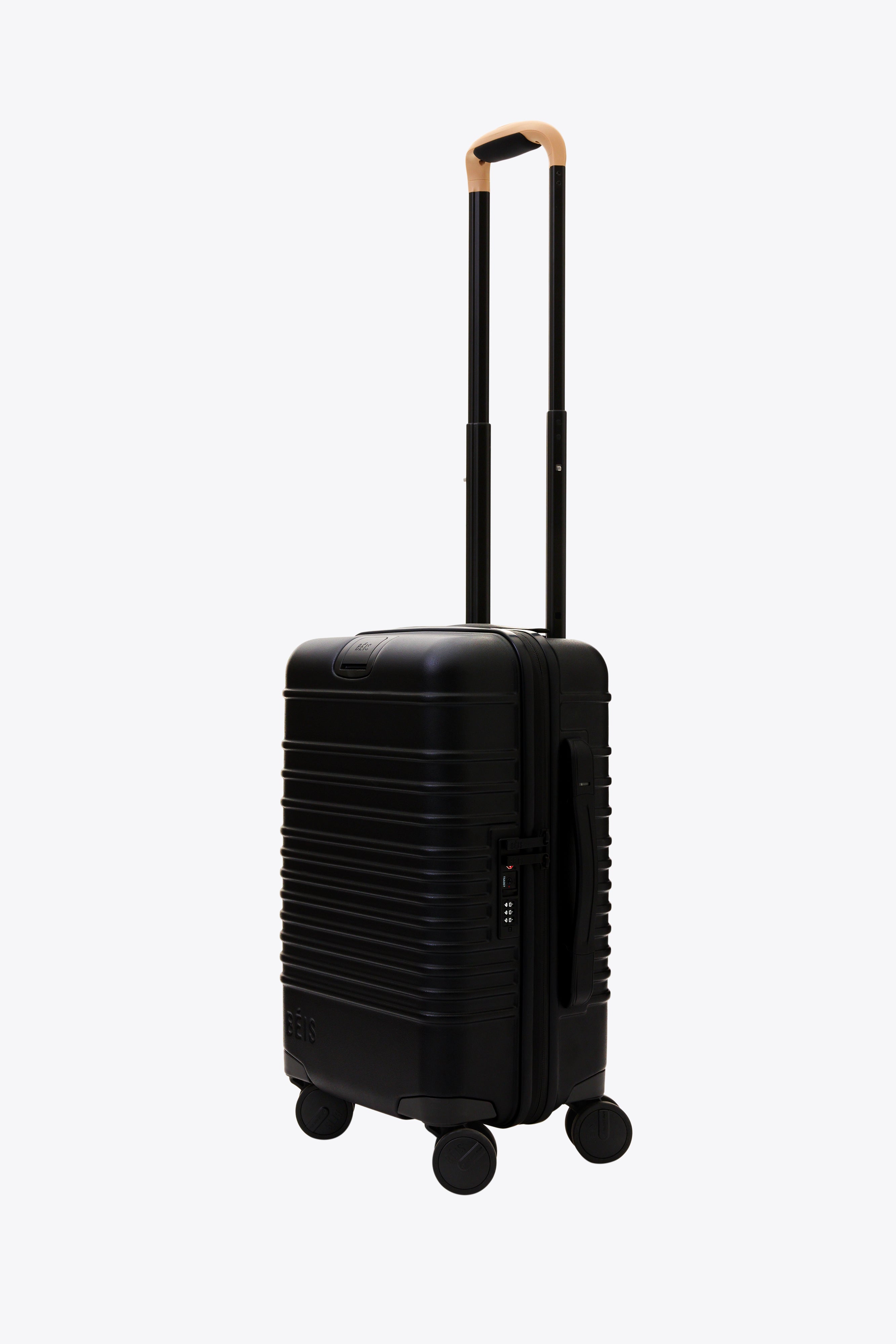 Compact Black Carry-On Roller Luggage - Perfect for Air Travel & Weekend Getaways