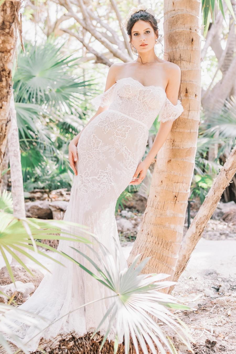 Willowby by Watters Mila Wedding Dress - Elegant Lace Bridal Gown for Beach, Garden & Outdoor Ceremonies