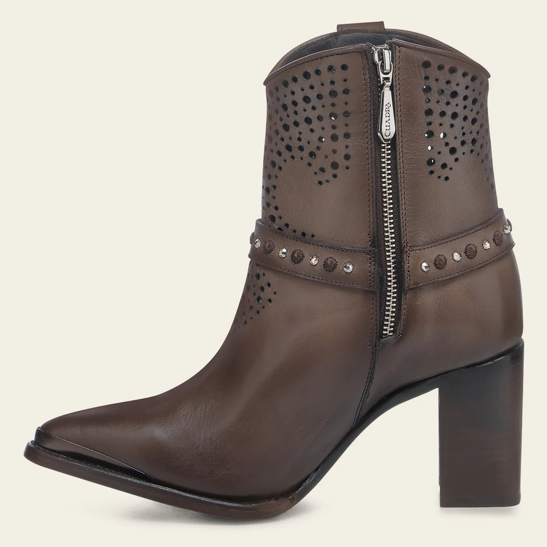4I18RS Women's Brown Western Cowgirl Ankle Boots - Genuine Cowhide Leather for Comfort & Style - Perfect for Rodeo, Country Dancing & Casual Wear