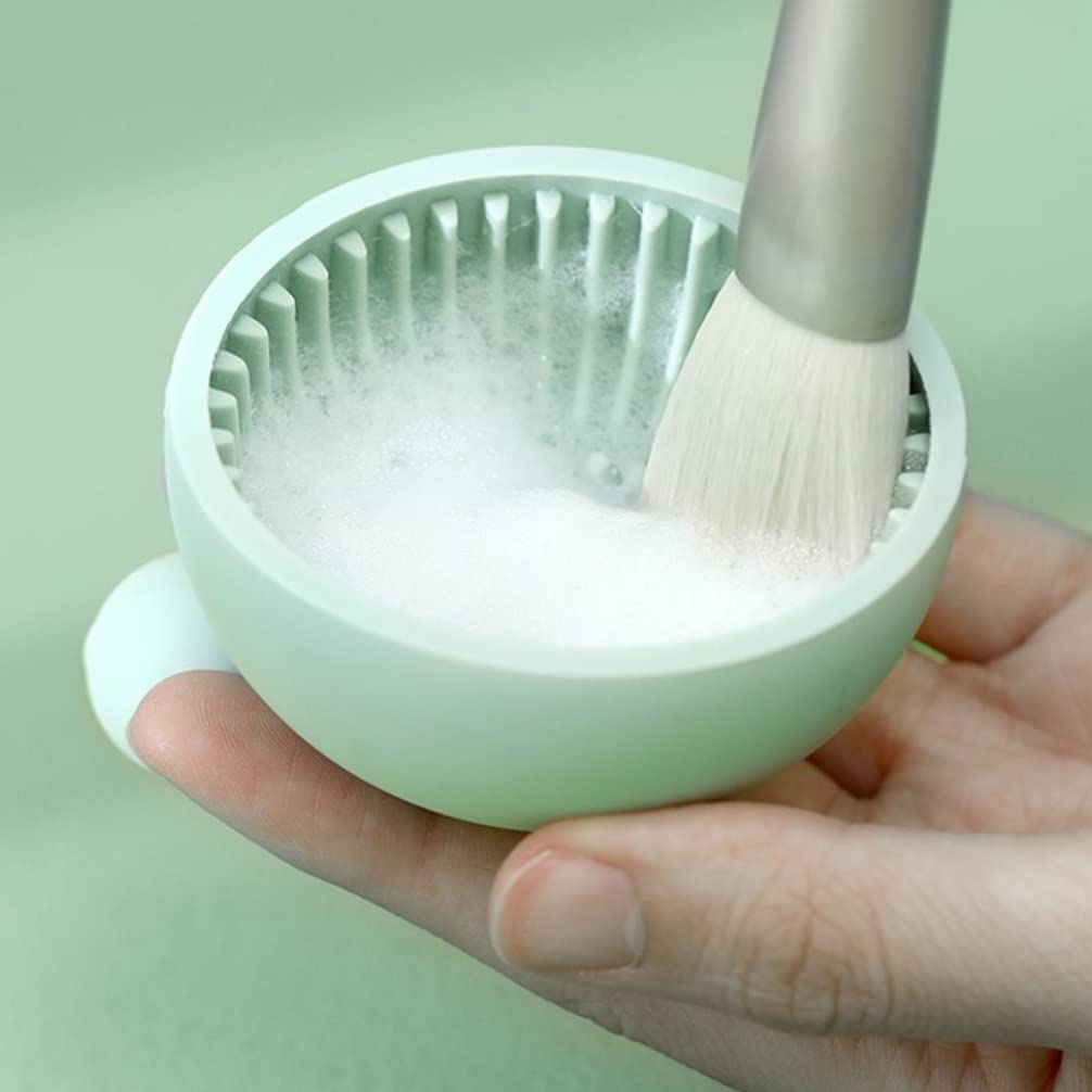 Professional Silicone Makeup Brush Cleaning Mat - Cosmetic Brush Cleaner Pad with Scrubber for Makeup Brushes, Sponges & Powder Puffs | Light Green Makeup Brush Cleaning Bowl for Easy Face & Beauty Tool Cleaning | Perfect for Home & Salon Use
