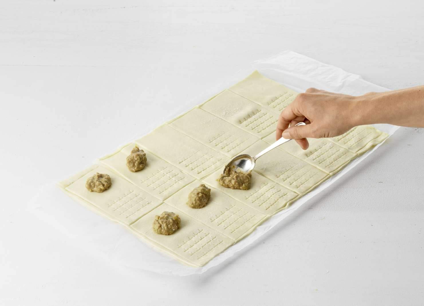 Betty Bossi Stars Roller Blind - Premium Dough Cutter for Baking Perfect Star-Shaped Pastries | Ideal for Christmas Cookies, Party Treats & Holiday Baking