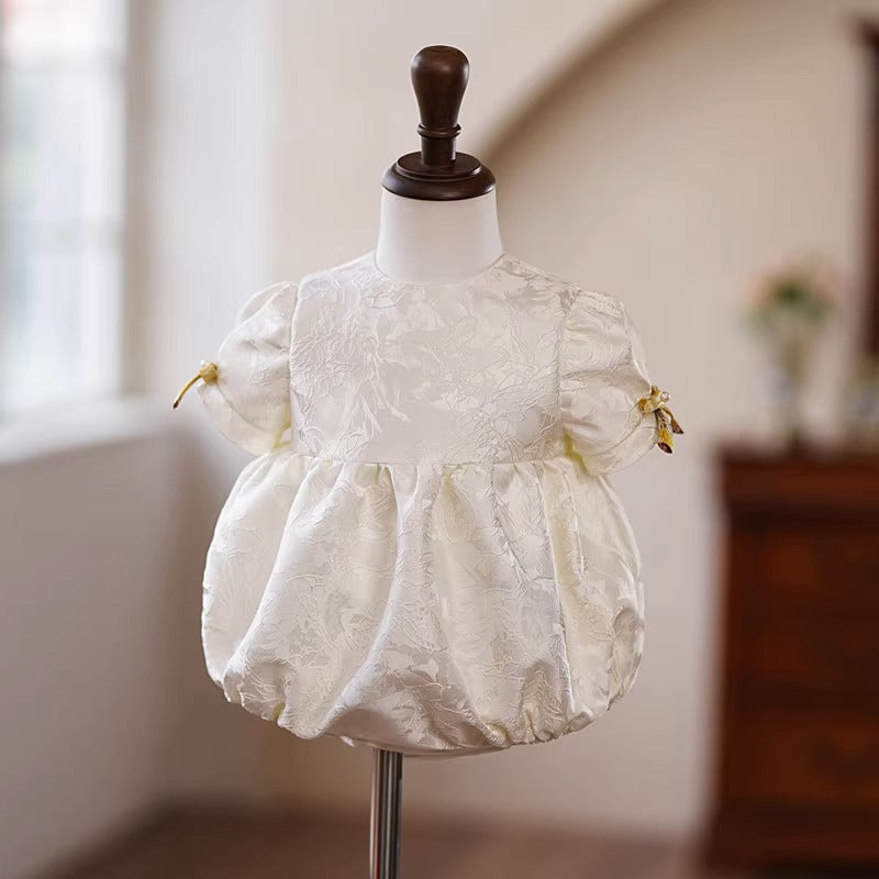 Adorable Baby Girl's Buckle Romper Outfit - Soft & Comfortable One-Piece Jumpsuit for Newborns & Infants - Perfect for Playtime, Photo Shoots & Special Occasions