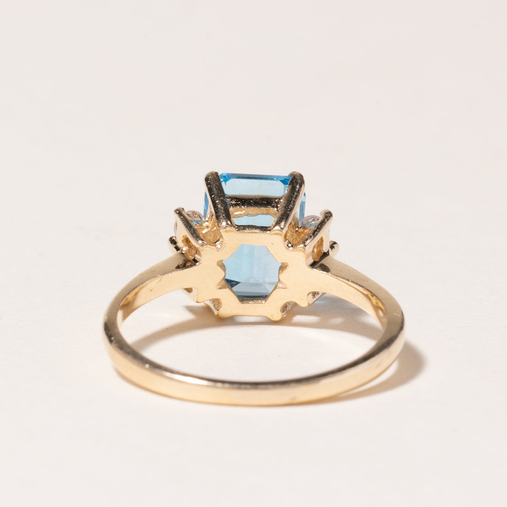 14K Yellow Gold Blue Topaz Cocktail Ring for Women - 2.04ct Natural Topaz & 0.14ctw Diamond Accents - Size 4.5 - Elegant Evening Party Jewelry Gift for Anniversary, Birthday & Special Occasions
