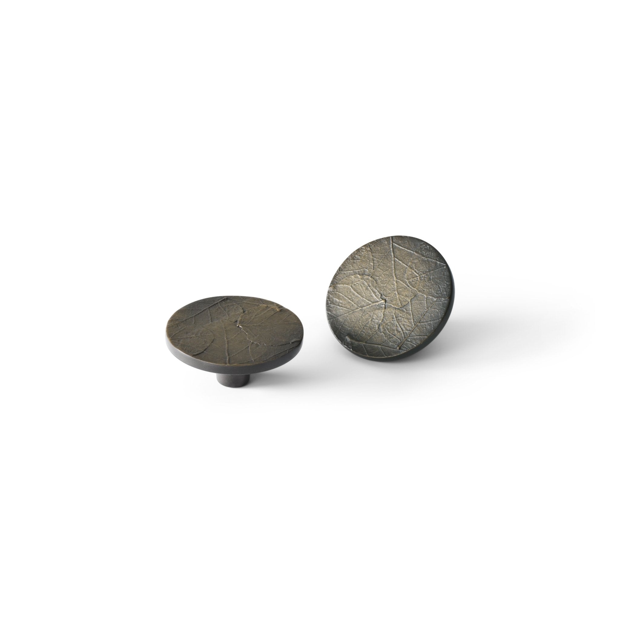 Forest Leaf Round Cabinet Knob - Vintage Style Drawer Pulls for Kitchen, Bathroom & Furniture - Perfect for Home Decor and DIY Projects