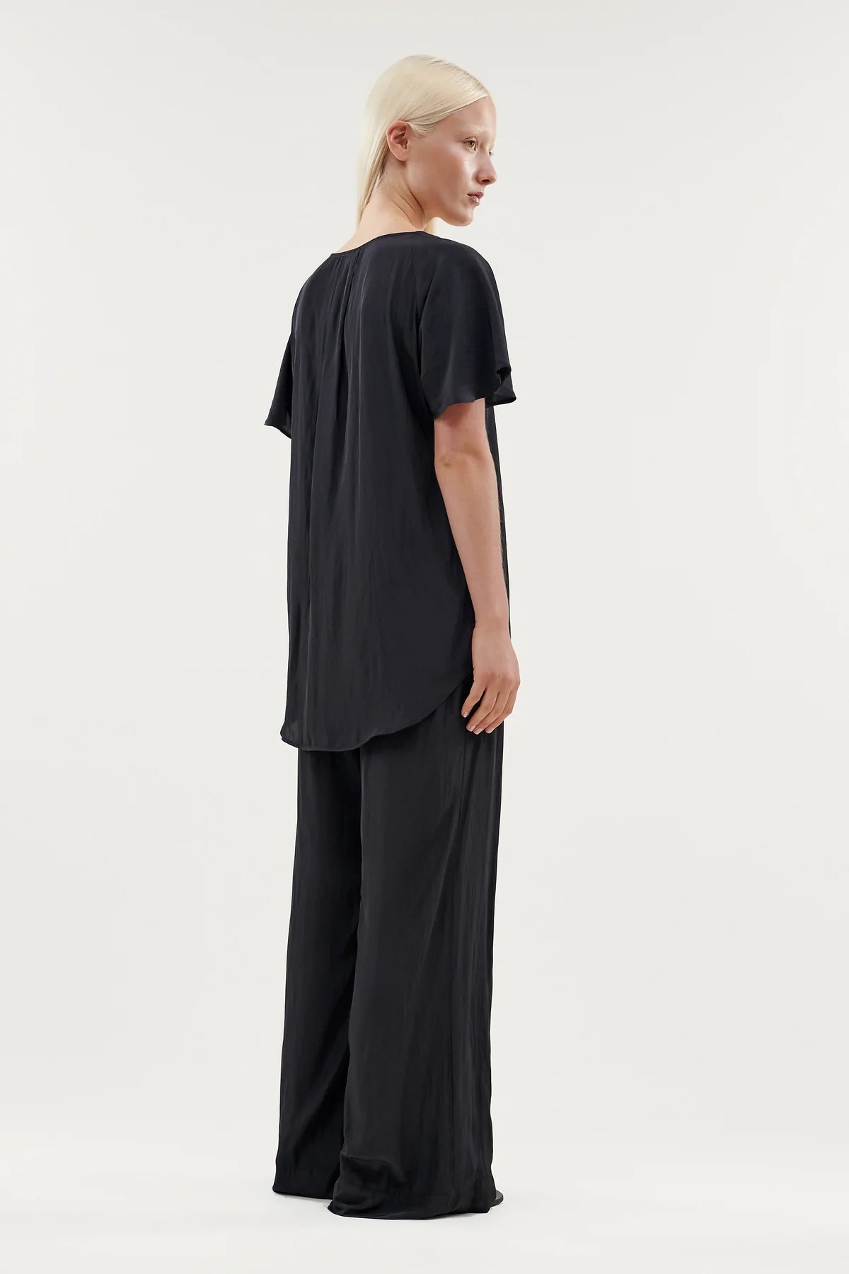 Empati Tee - Soft Cotton T-Shirt for Men & Women in Coal Black | Casual Wear, Street Style & Everyday Comfort
