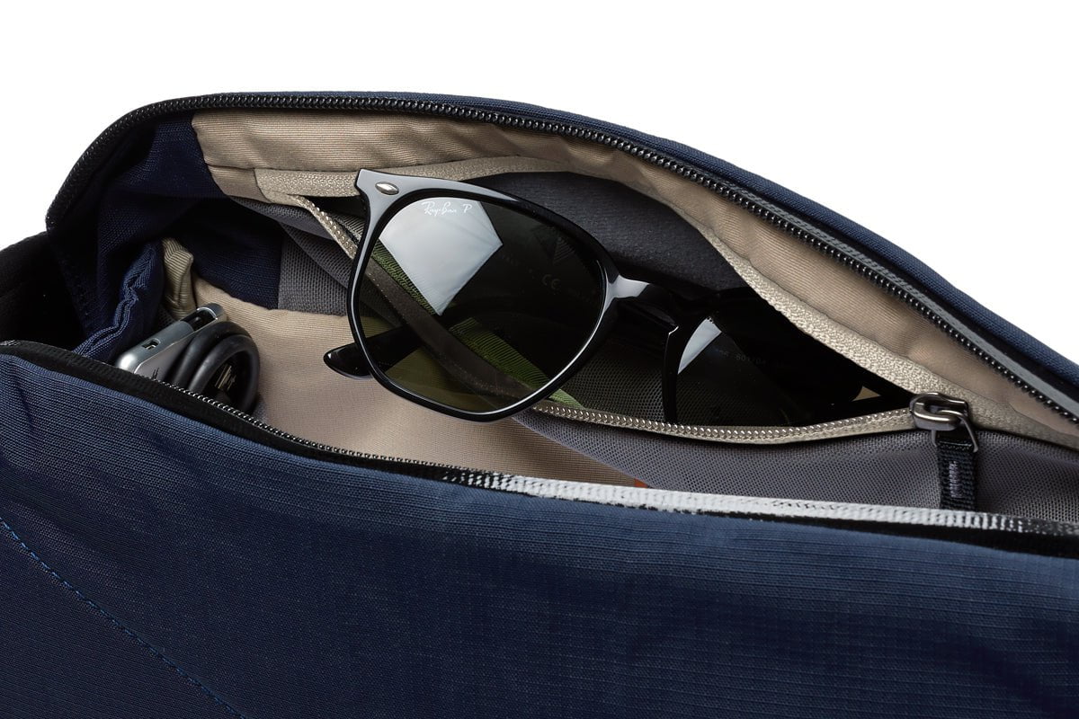 Bellroy Venture Sling 9L Crossbody Bag - Lightweight & Water-Resistant Travel Sling Pack for Men & Women - Perfect for Hiking, Commuting & Everyday Carry