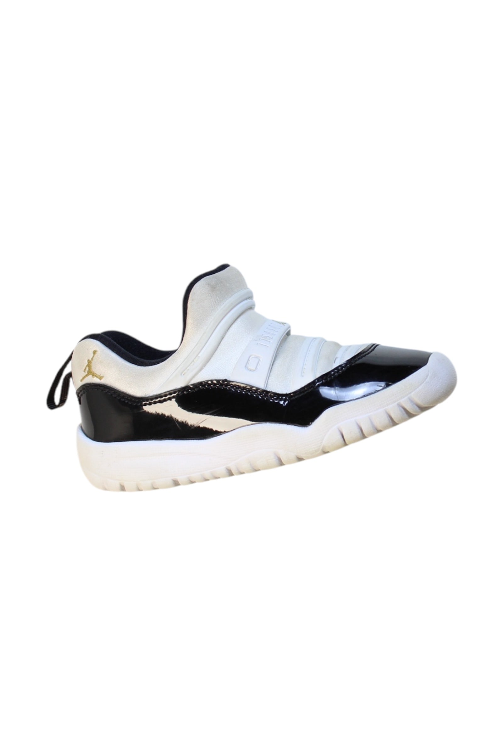 Air Jordan Retro Sneakers for Men - Size EU 27 (US 9) - Basketball Shoes for Court & Streetwear Fashion - Perfect for NBA Games, Gym Workouts & Casual Outfits