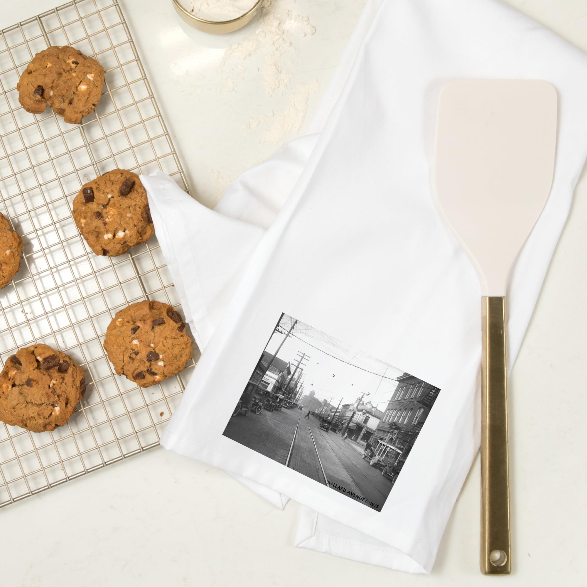 Lantern Press Ballard Avenue in Seattle, WA Photograph - 100% Cotton Tea Towel | Decorative Hand Towel for Kitchen & Home Decor | Perfect for Gifts, Housewarming & Farmhouse Style Kitchens