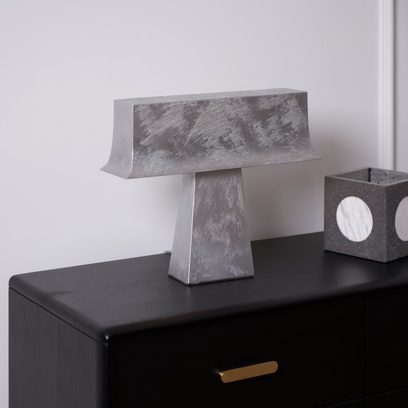 Veltan Modern LED Table Lamp with USB Port - Stylish Nightstand & Desk Lighting for Bedroom, Office, and Living Room