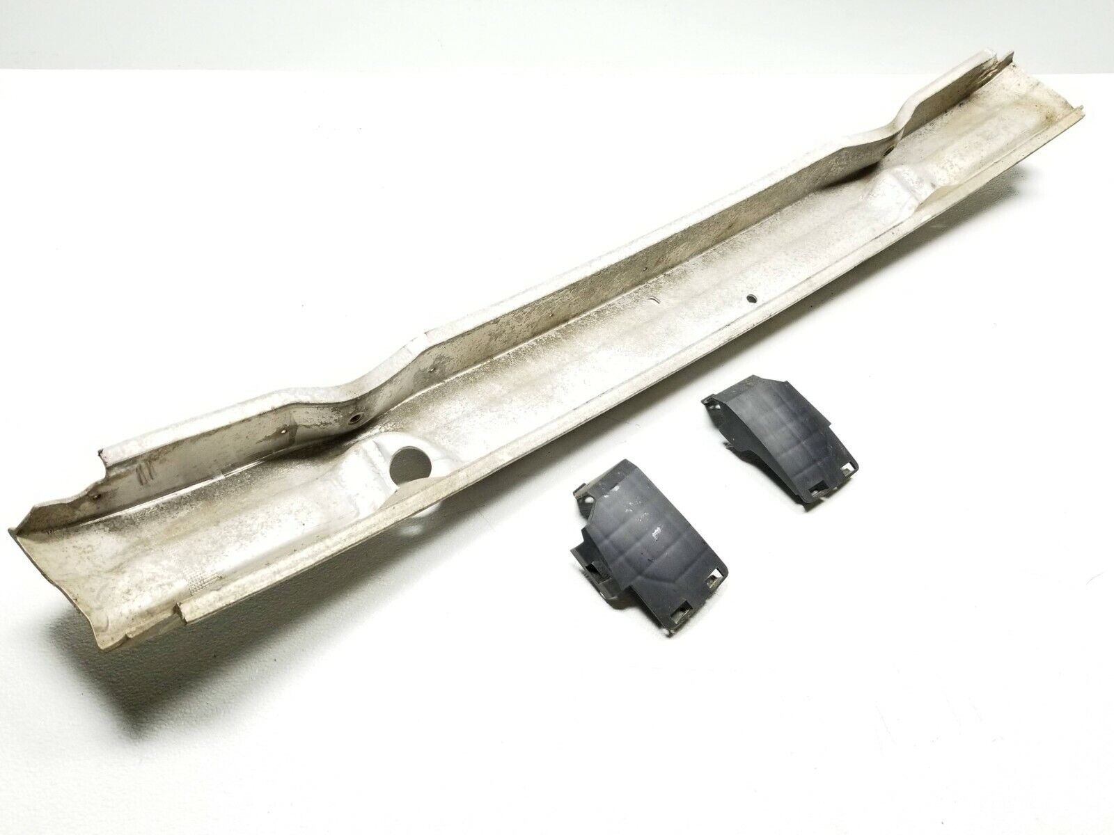 BMW E46 Sedan Rear Bumper Reinforcement Absorber Bar OEM Replacement Part 01 02 03 04 05 - Perfect for Collision Repair & Vehicle Safety Enhancement