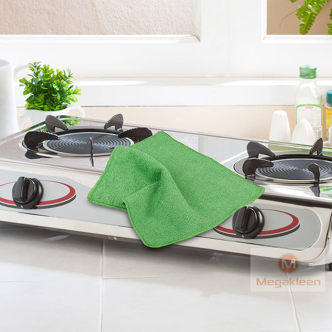 Megakleen Premium Microfiber Cleaning Cloths - Extra Thick, Super Absorbent, Lint-Free for Cars, Home & Kitchen (4-Pack, 16x16 Inches, Green) | Perfect for Car Detailing, Dusting Furniture & Household Cleaning