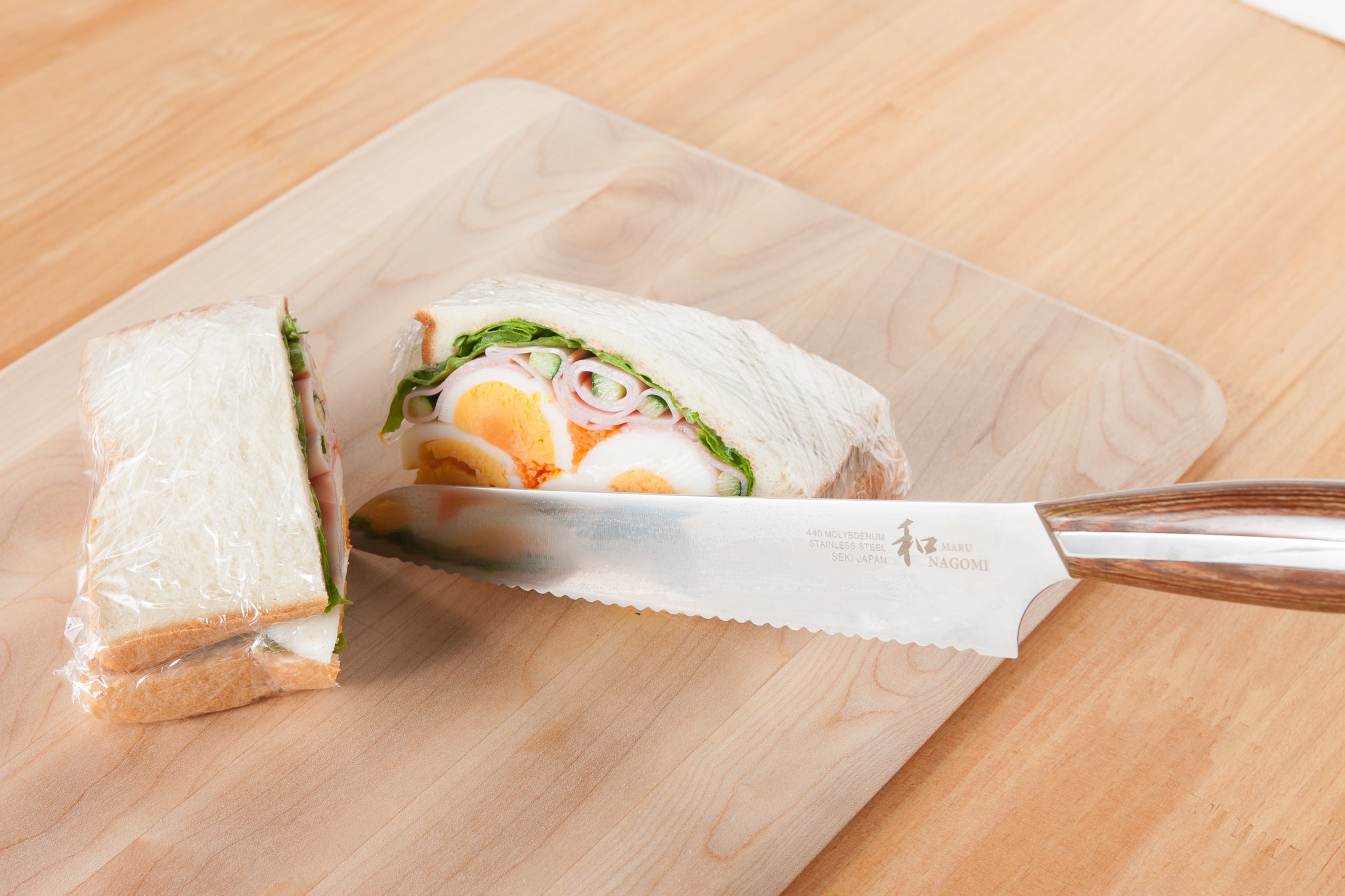 Premium Nagomi Japan Bread Knife - Ultra Sharp Stainless Steel Blade for Perfect Slicing - Ideal for Artisan Breads, Cakes & Pastries - Perfect for Home Bakers & Professional Chefs