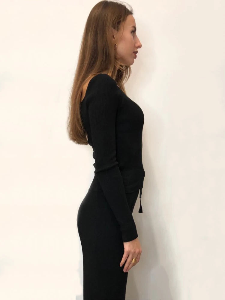 Elegant Scoop Neck Long Sleeve Cotton Pullover Tee for Women - Office Casual Y2K Style Mercerized Cotton Shirt (B026) | Perfect for Work, Dating & Everyday Wear