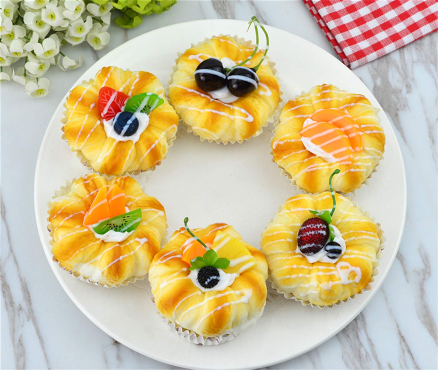 6Pcs Realistic Artificial Fake Cake & Cupcake Dessert Models - Home Staging, Photography Props, DIY Crafts, and Decorative Display for Parties, Bakery Shops, and Interior Design