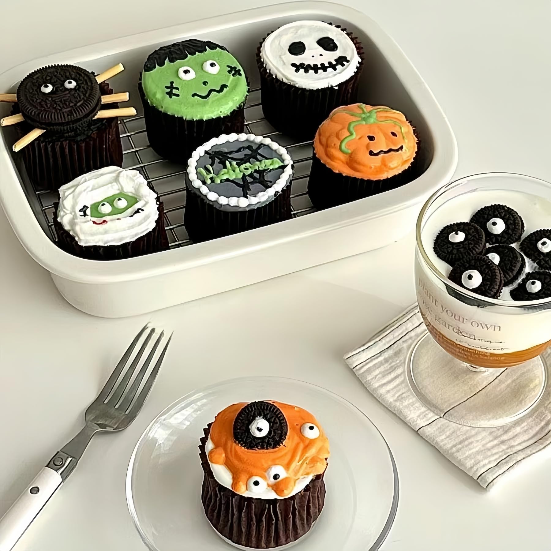 10mm Small Edible Candy Eyes - Decorating Eyeballs for Halloween, Cakes, Cookies, Ice Cream & Cupcakes (3OZ) - Perfect for Baking, Party Treats & Dessert Toppers