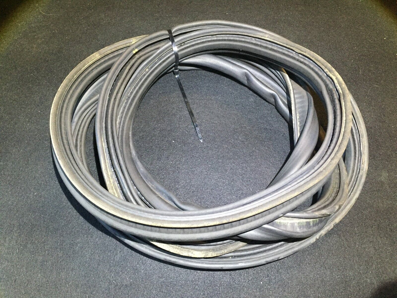 2004-2009 Audi A8 A8L D3 Rear Trunk Lid Weatherstrip Seal - OEM Replacement Part for Waterproofing & Noise Reduction - Perfect for Car Maintenance, Weather Protection, and Long-Drive Comfort