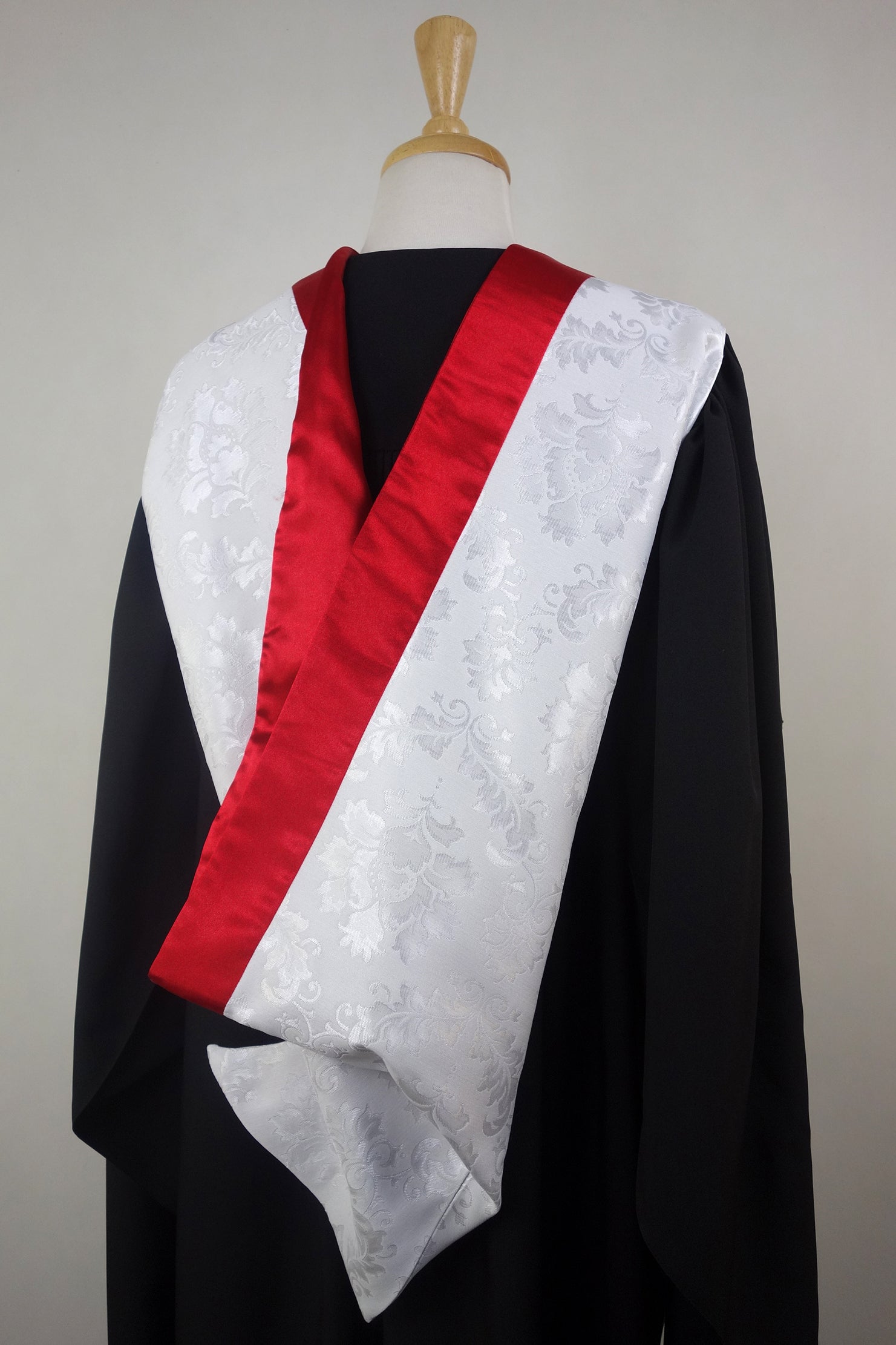Custom Academic Hood - Personalized Graduation Gown Hood for University & College Ceremonies - Perfect for Graduation, Honors & Academic Events
