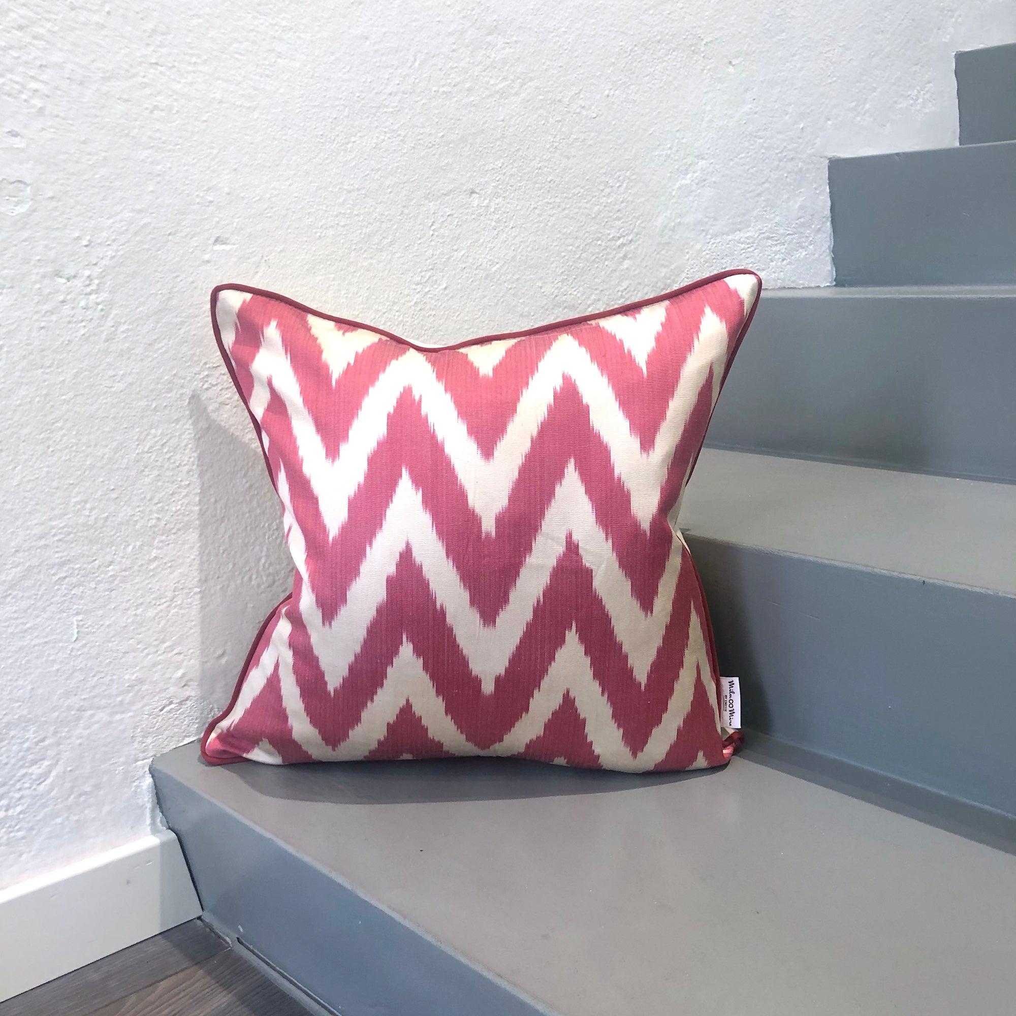Handmade Silk Ikat Cushion Cover with Zigzag Pattern in Pink - Bohemian Home Decor for Sofa, Bed, or Chair